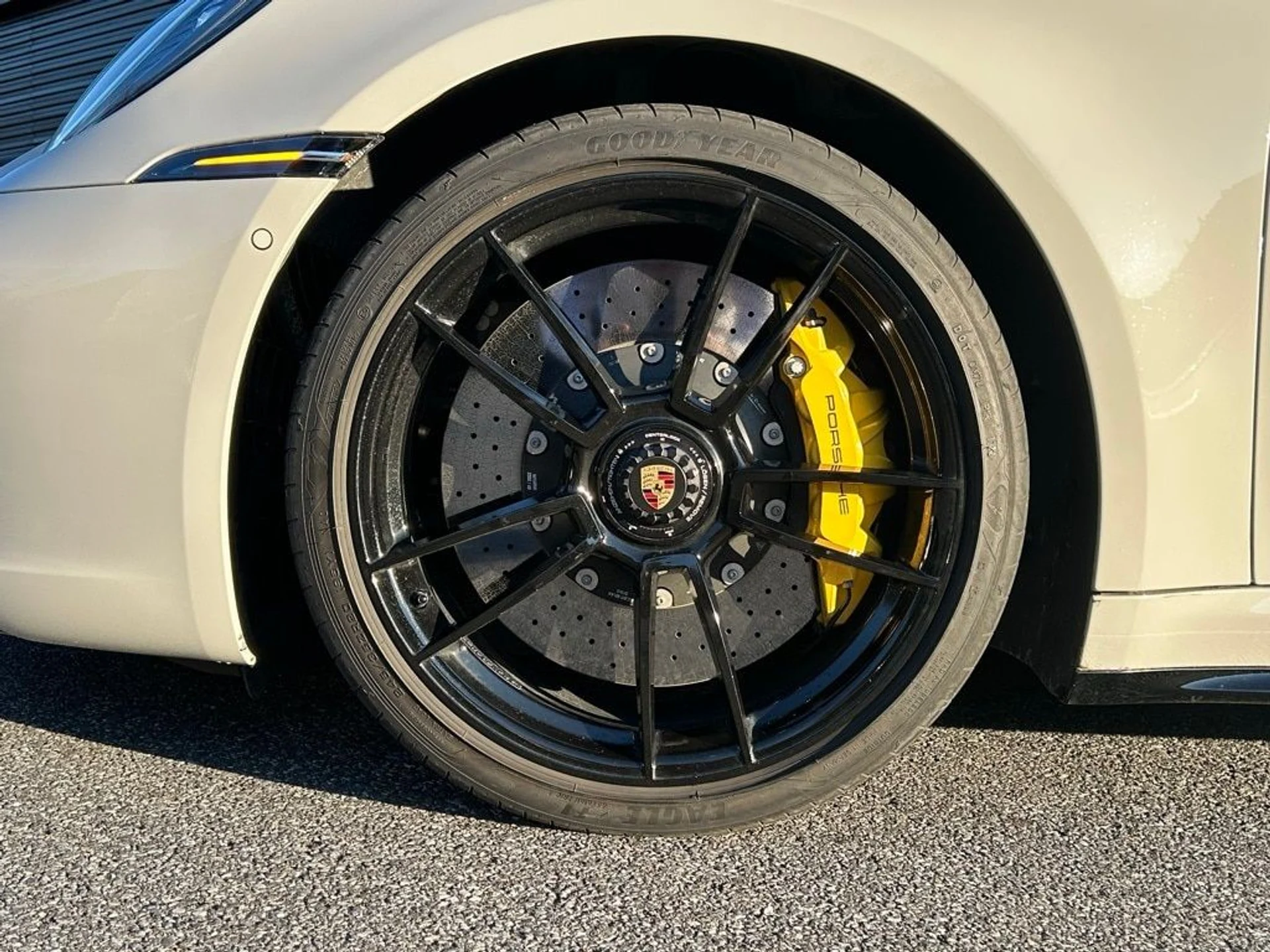 mph013_2031517378_2c54c436ec678917ef41e23f848617c1x_e4c3103b8c