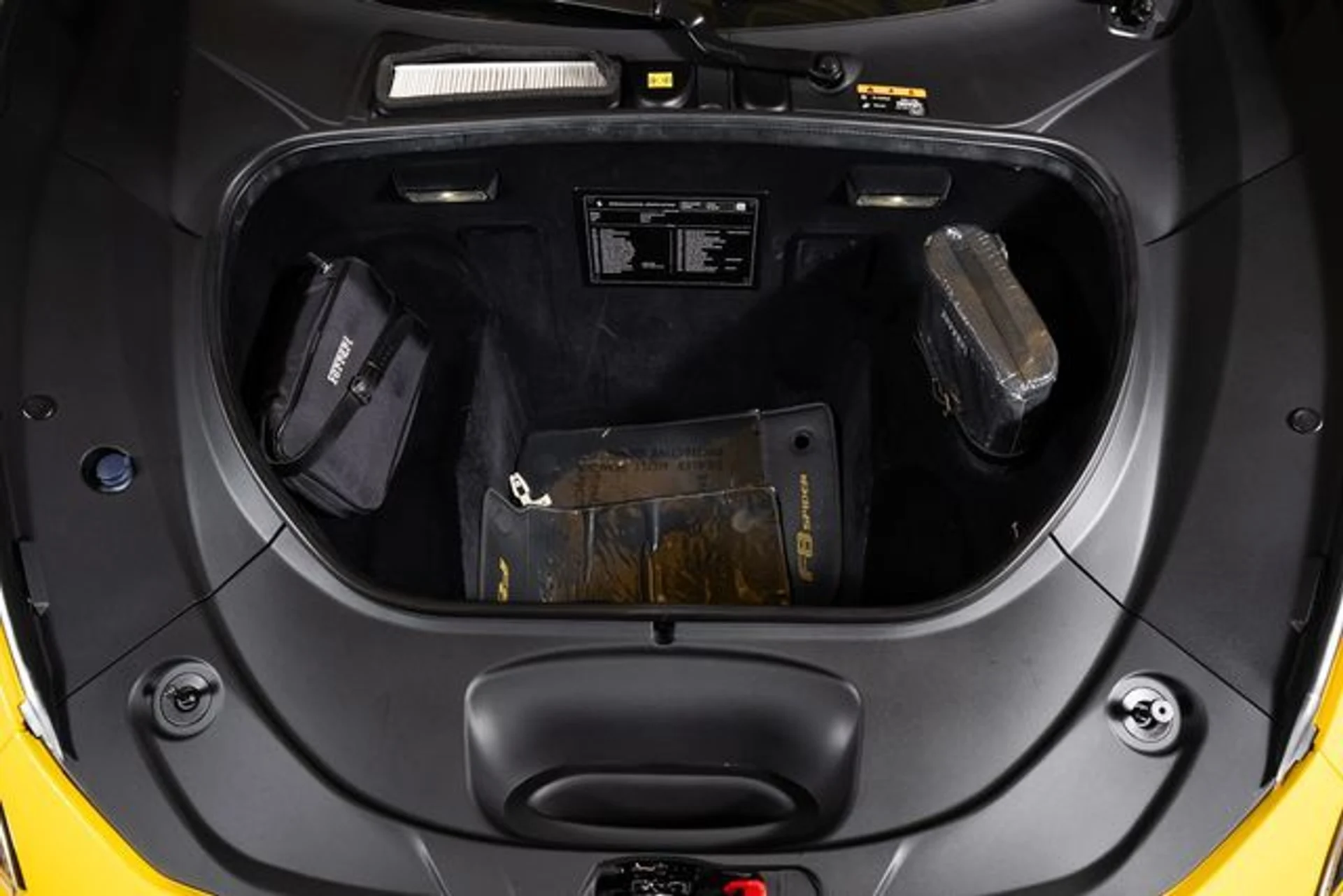 mph013_2034978814_232e80515970c554ed32d2d807009258x_ad99fd1b48