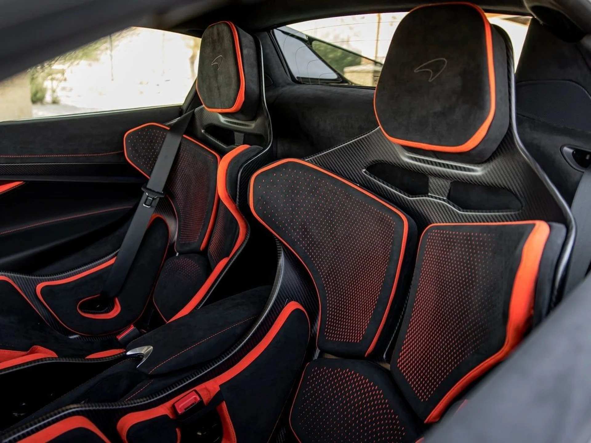 mph013_203635640_14_5440e89bc4