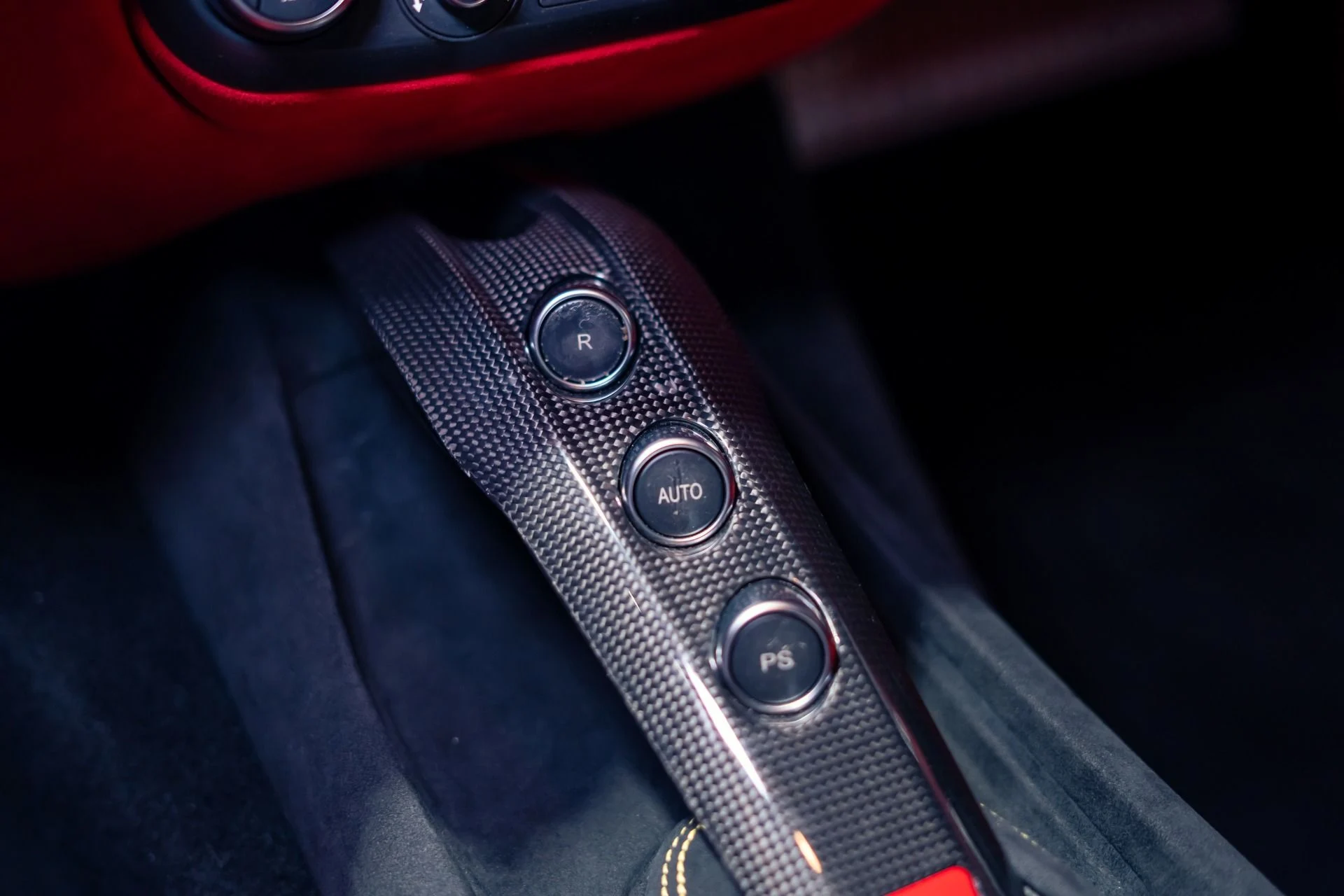 mph013_2043761439_Used_2015_Ferrari_F12_Berlinetta_HUGE_455000_MSRP_Factory_Alluminio_Opaco_1781891215_134ac2a4af