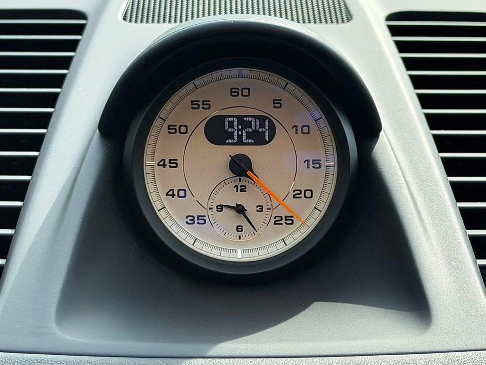 mph013_2047021932_L_Zm_AXL_Ar4dg4bl_Ps_E_Bxi_Pe5_U_3s_84ae483774