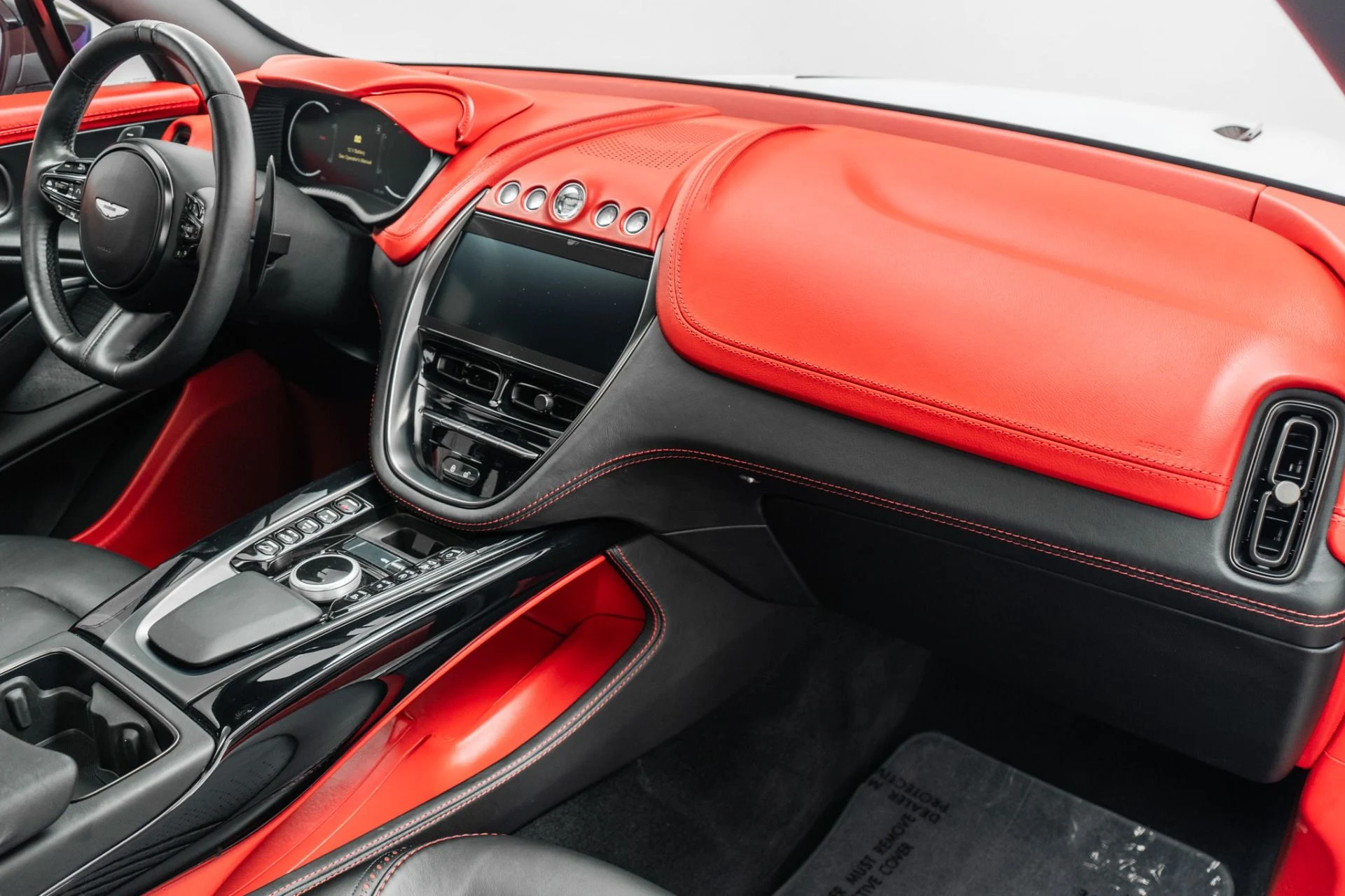 mph013_2047358376_Used_2021_Aston_Martin_DBX_AML_Color_Indulgence_Pack_DB_Elegance_Pack_1783626326_c70f257910