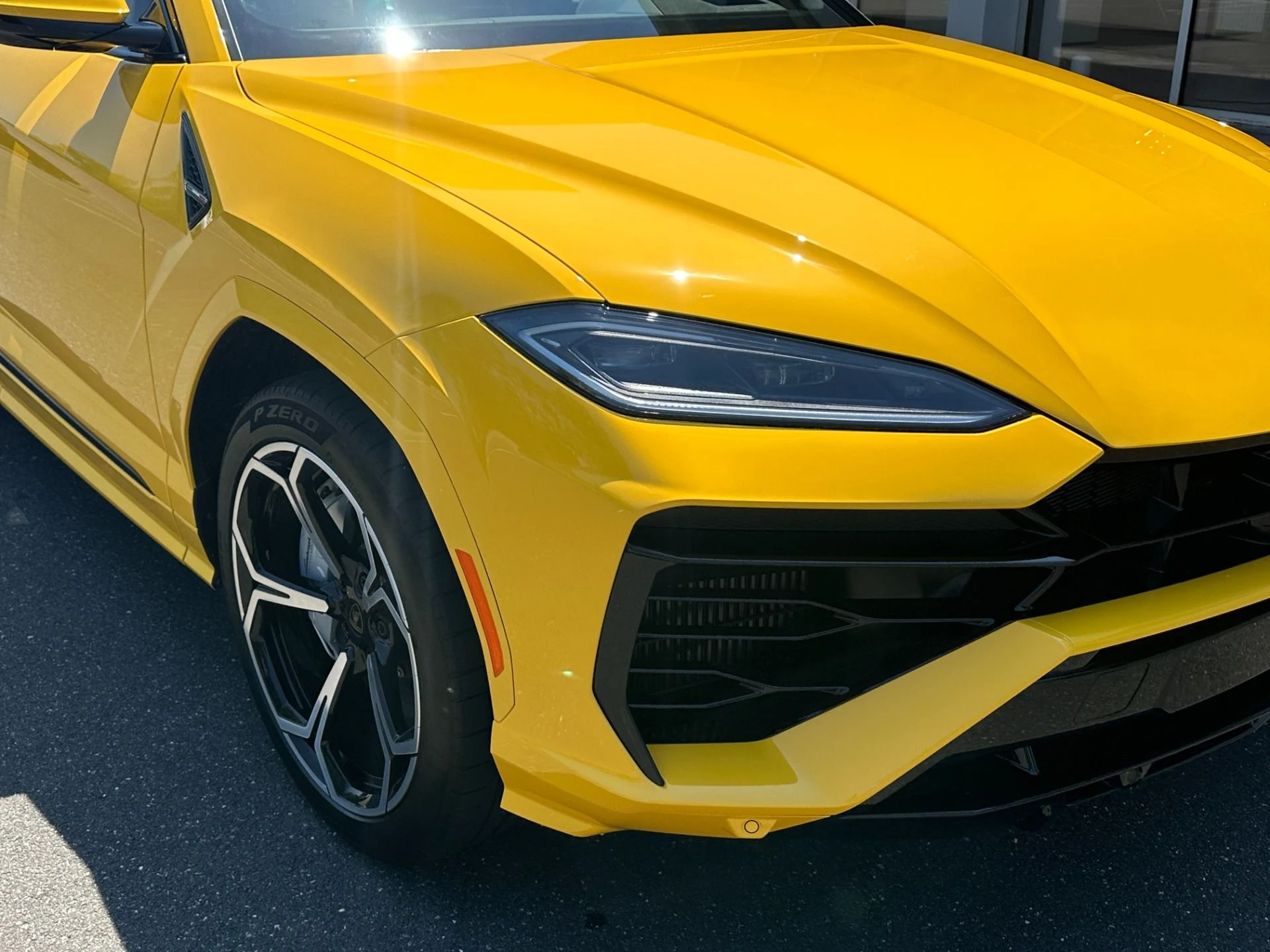 mph013_2047590909_Used_2026_Lamborghini_Urus_SE_1783720156_fa5ce04a29
