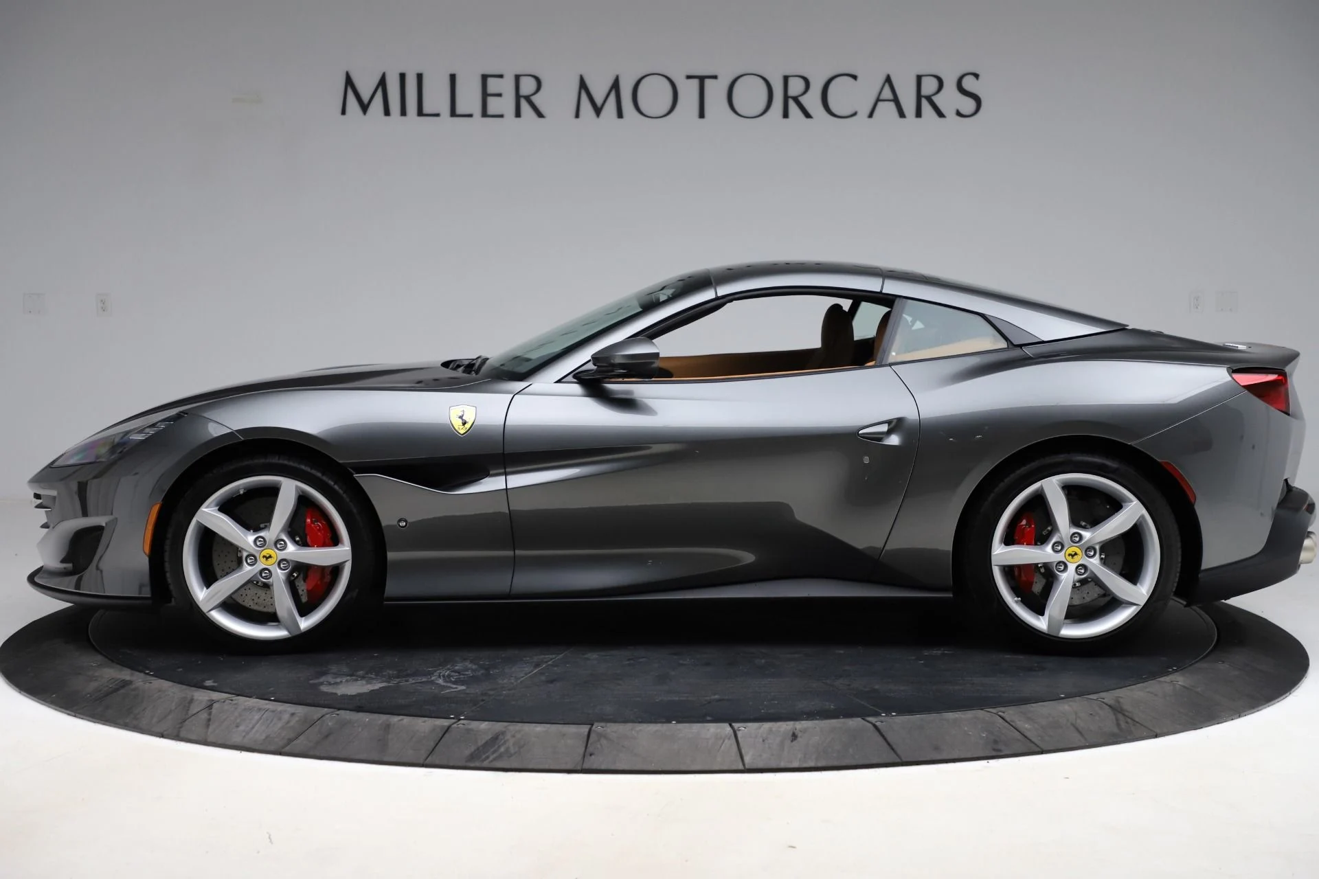 mph013_2050911019_Used_2020_Ferrari_Portofino_1785159287_5a25f0836d