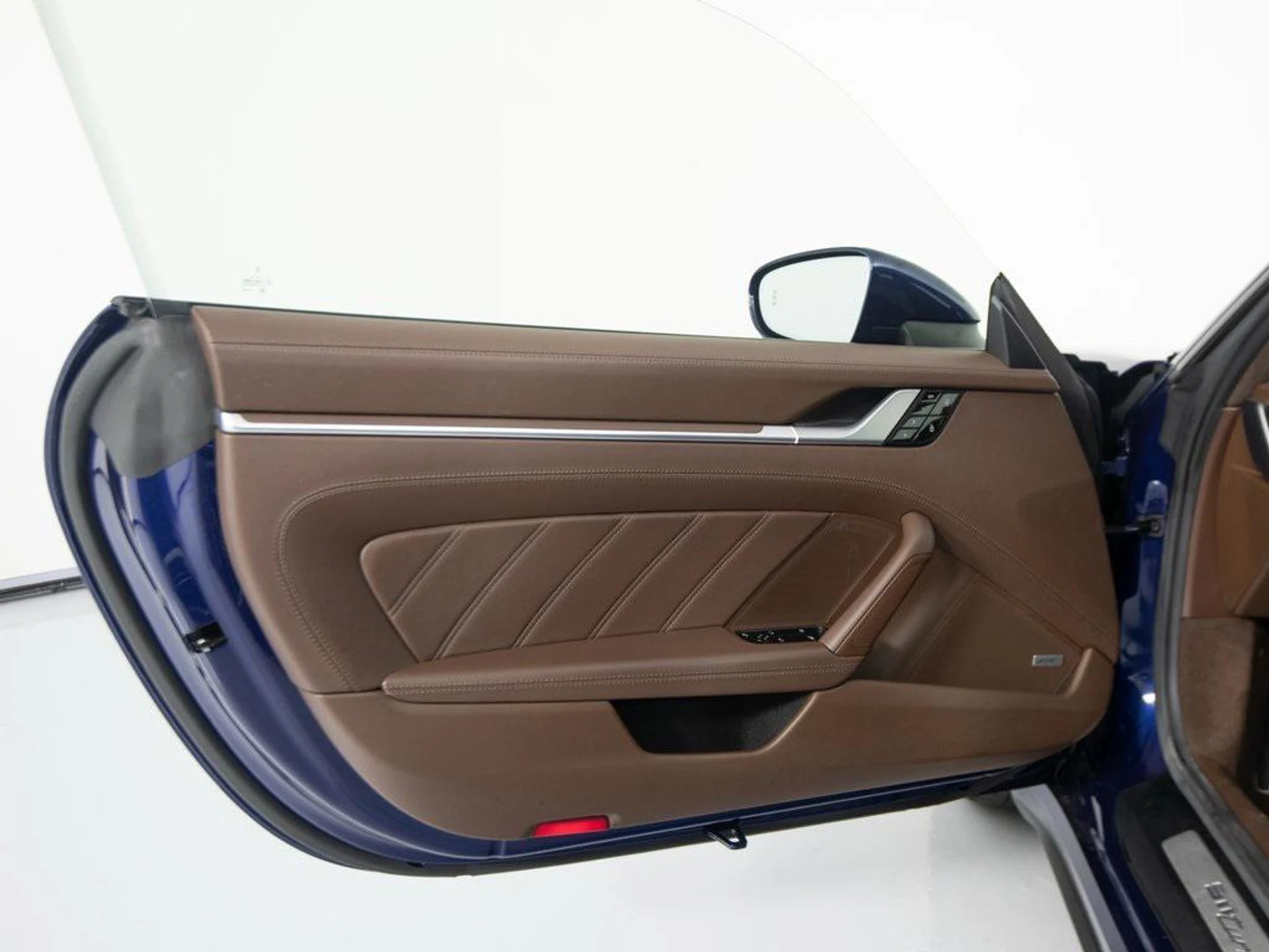 mph013_2062441052_YVKK_Yzlw_Ov_Fq98_S_QMK_Xiuf_VPY_5e6e934788