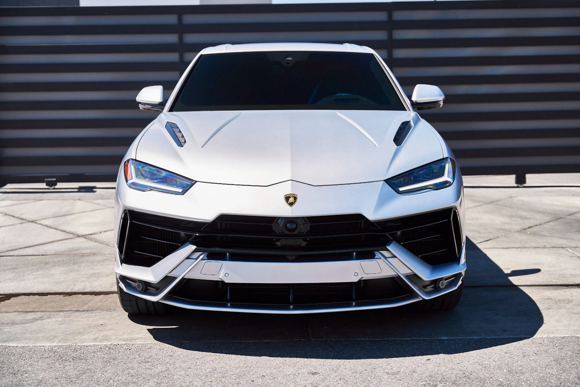 mph013_2065857241_Used_2024_Lamborghini_Urus_S_1775866697_71a4624039