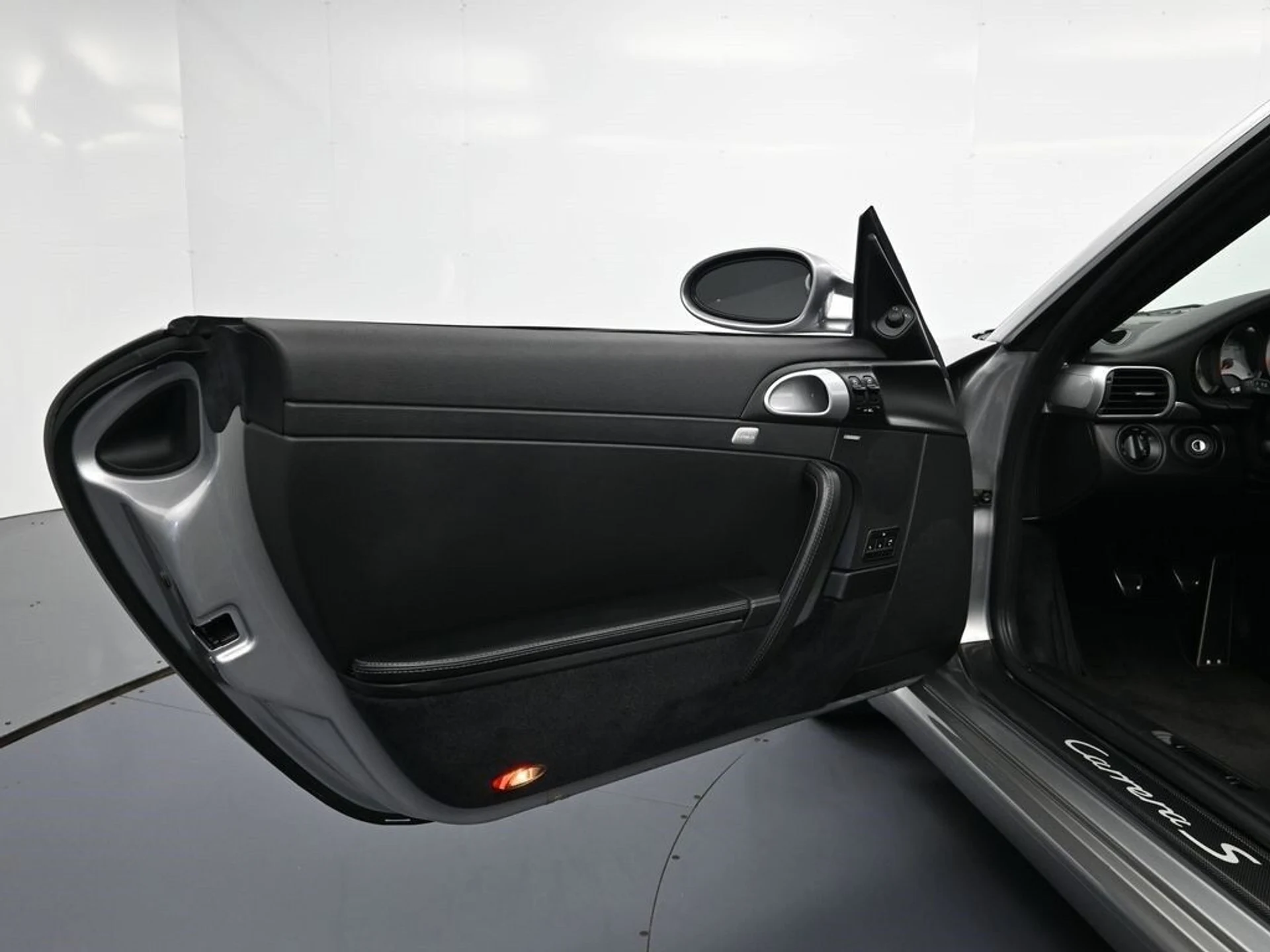 mph013_206752860_d7bfef4f21f421f6ed0ead7428b3bc84x_11a37b0fad