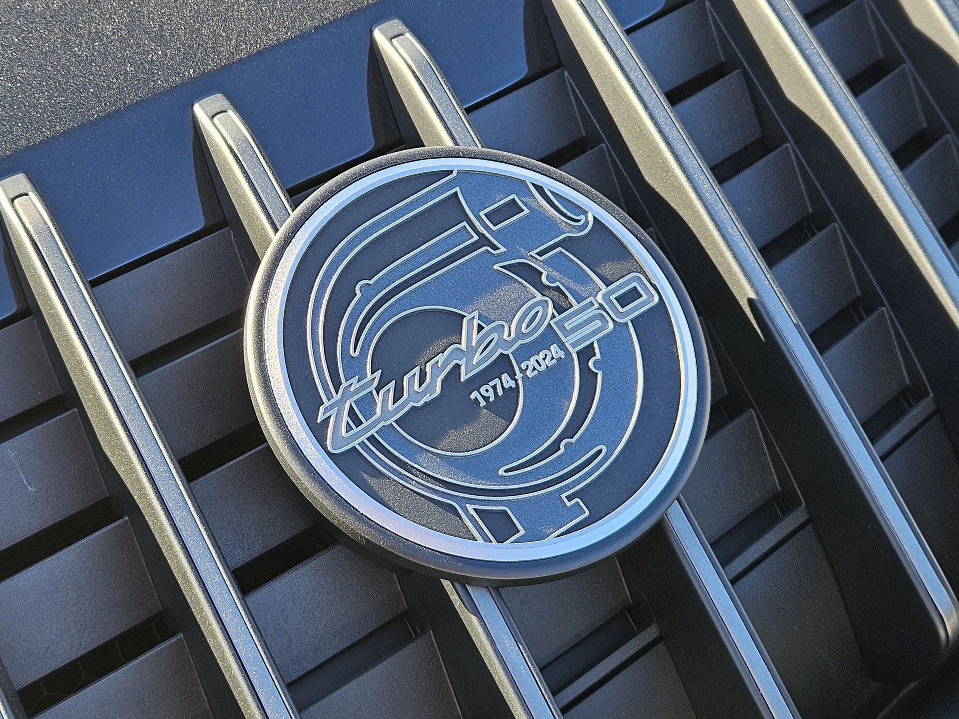 mph013_2076501150_f7be7a25773c05d84878bc33e4692071x_edf62315ad