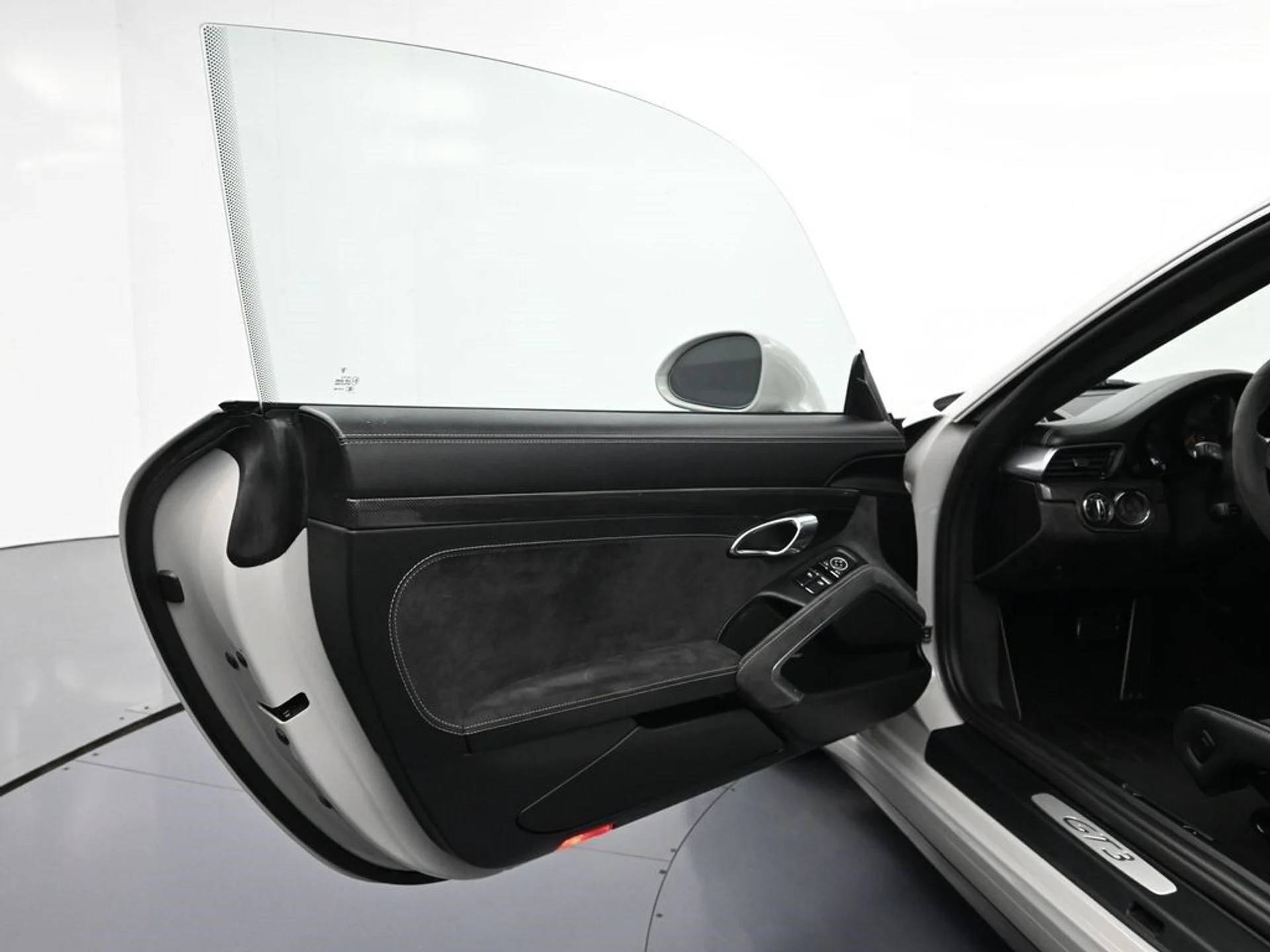 mph013_2077751514_e9200f375c06d090dbc37096d1327fb4x_961d579463