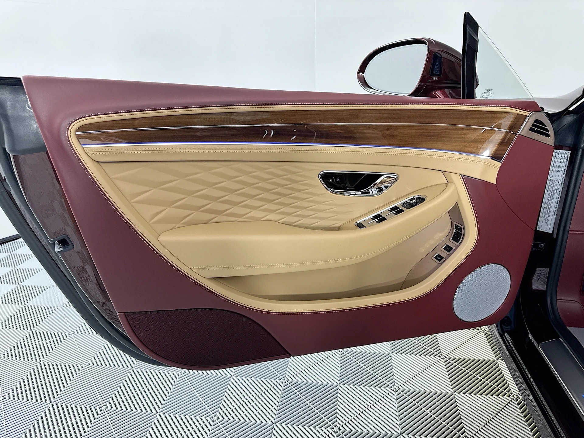 mph013_2079348070_14_7e0c14e77a