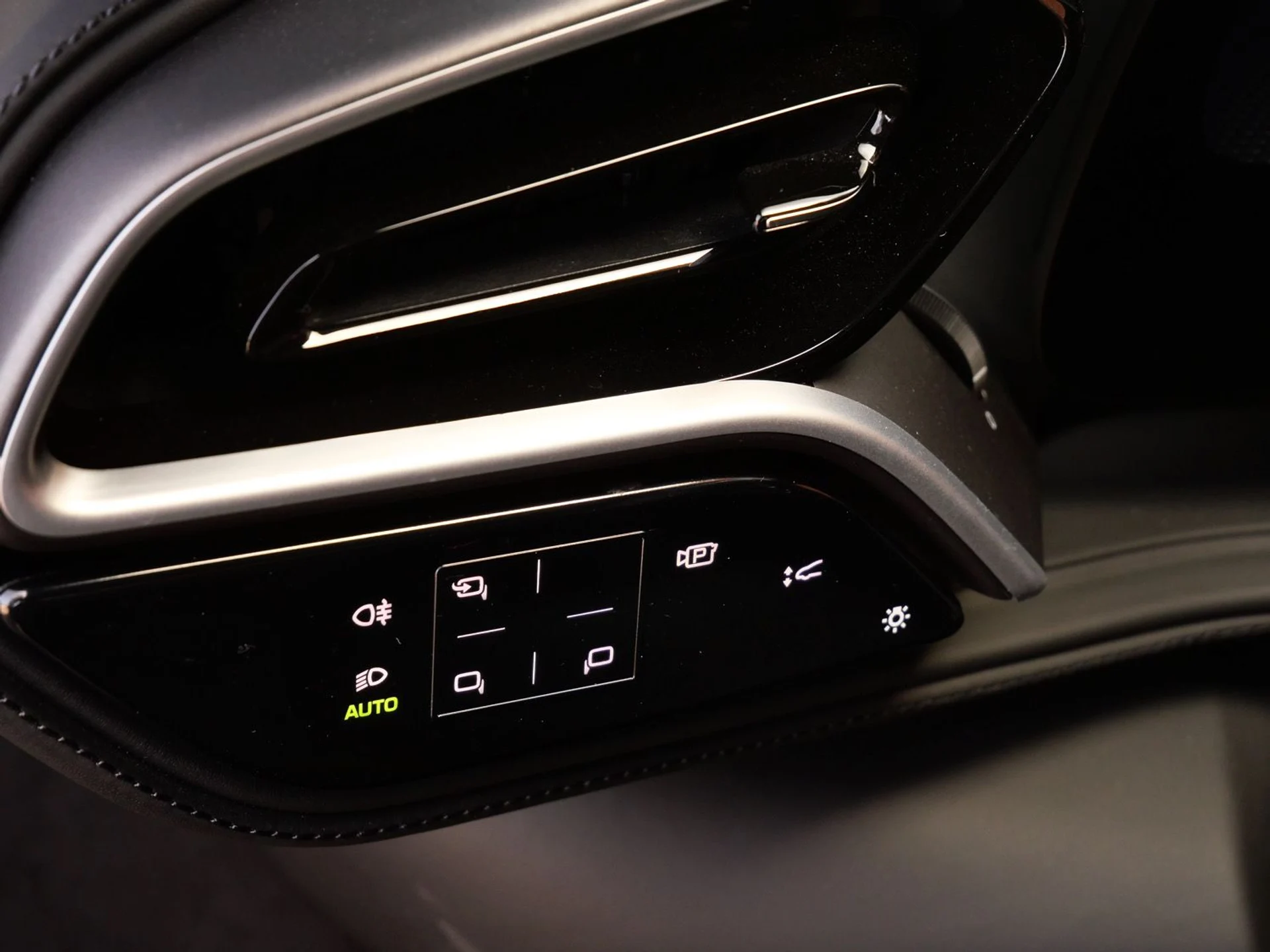 mph013_208181986_0ff6761167935c5bf844ad0e48f23b8bx_b7545bab9a