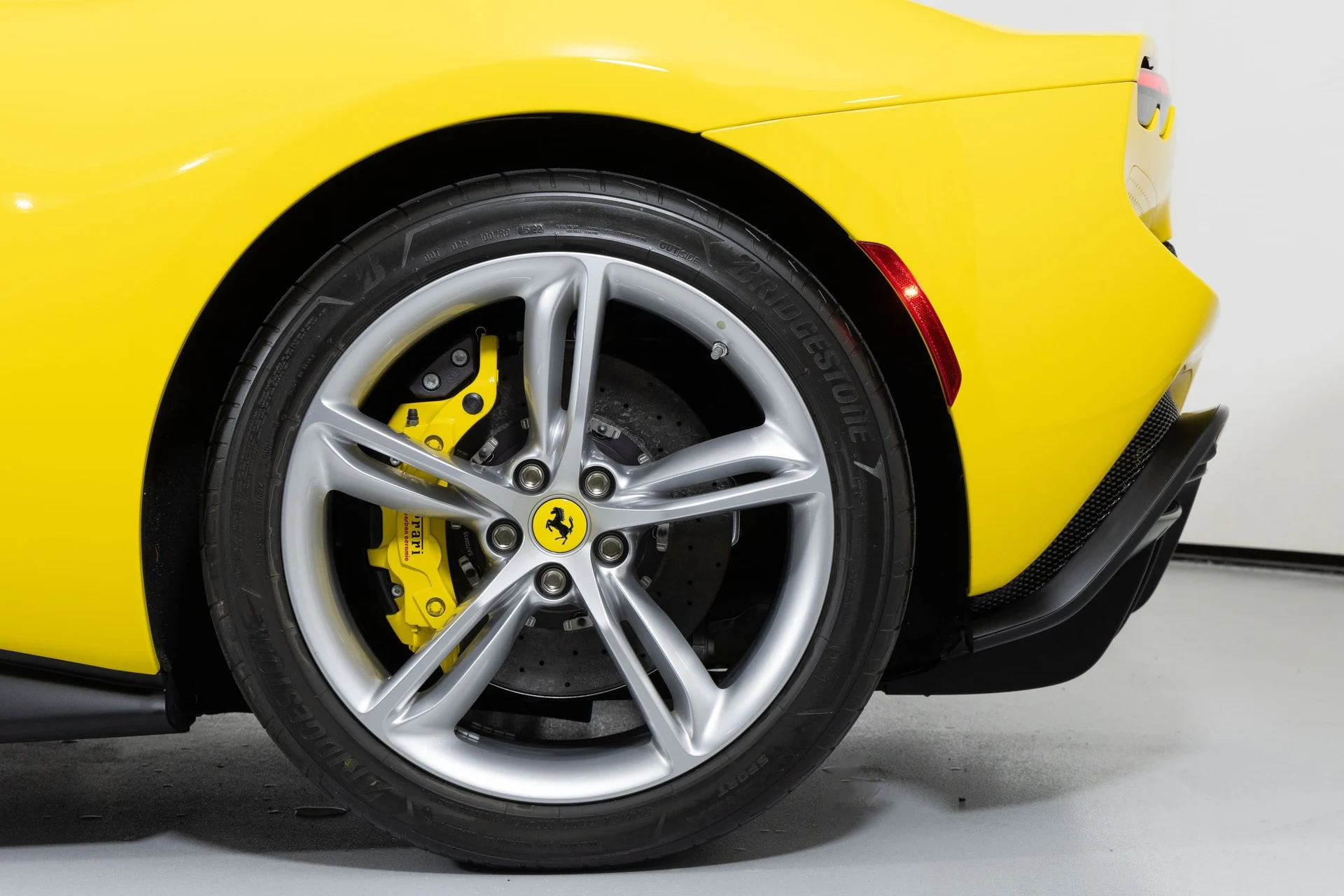 mph013_2085014866_7a98bde14612d19490a6ff1d26a183f0x_e74b4dcb9a