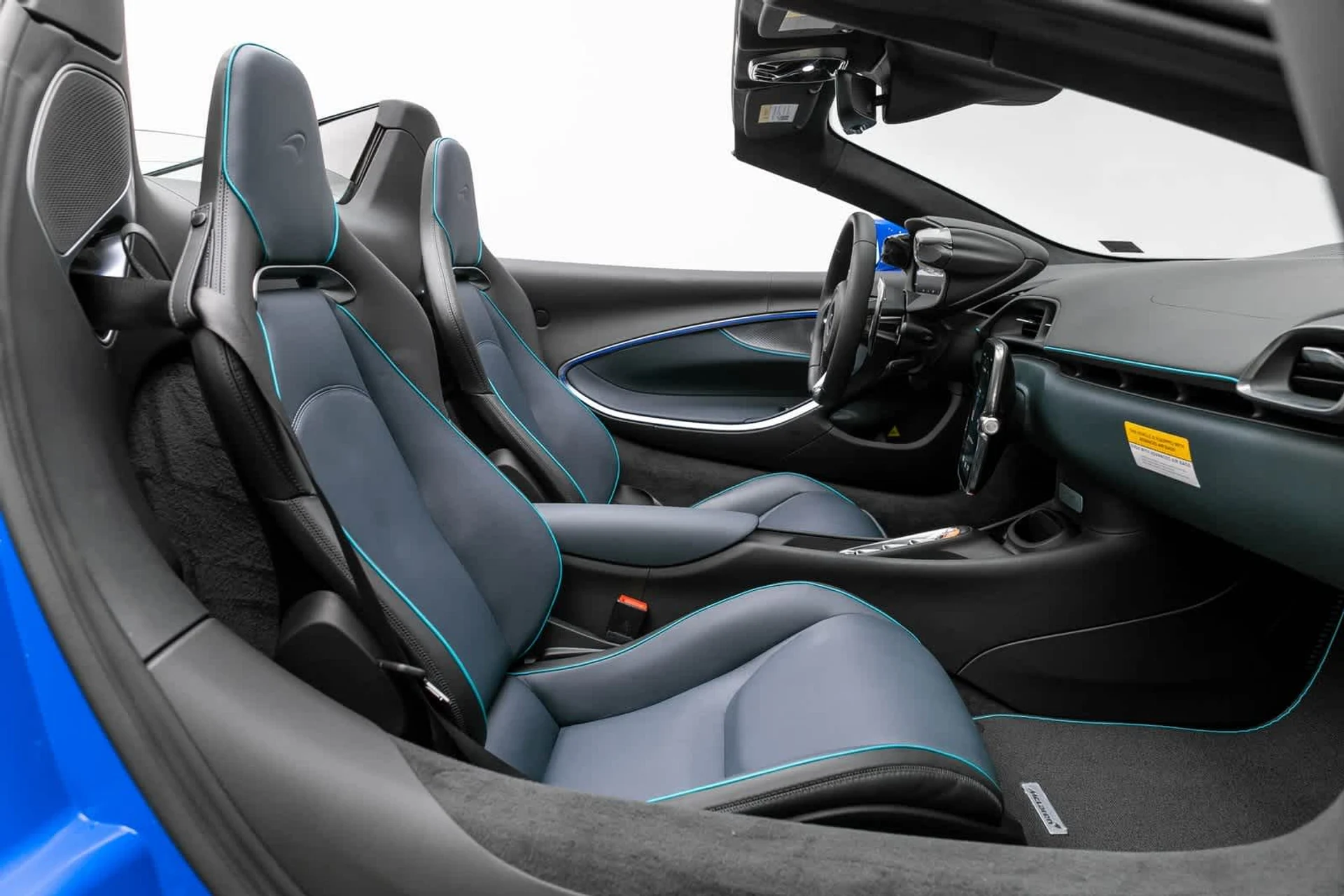 mph013_2089640254_14_0b760b8352