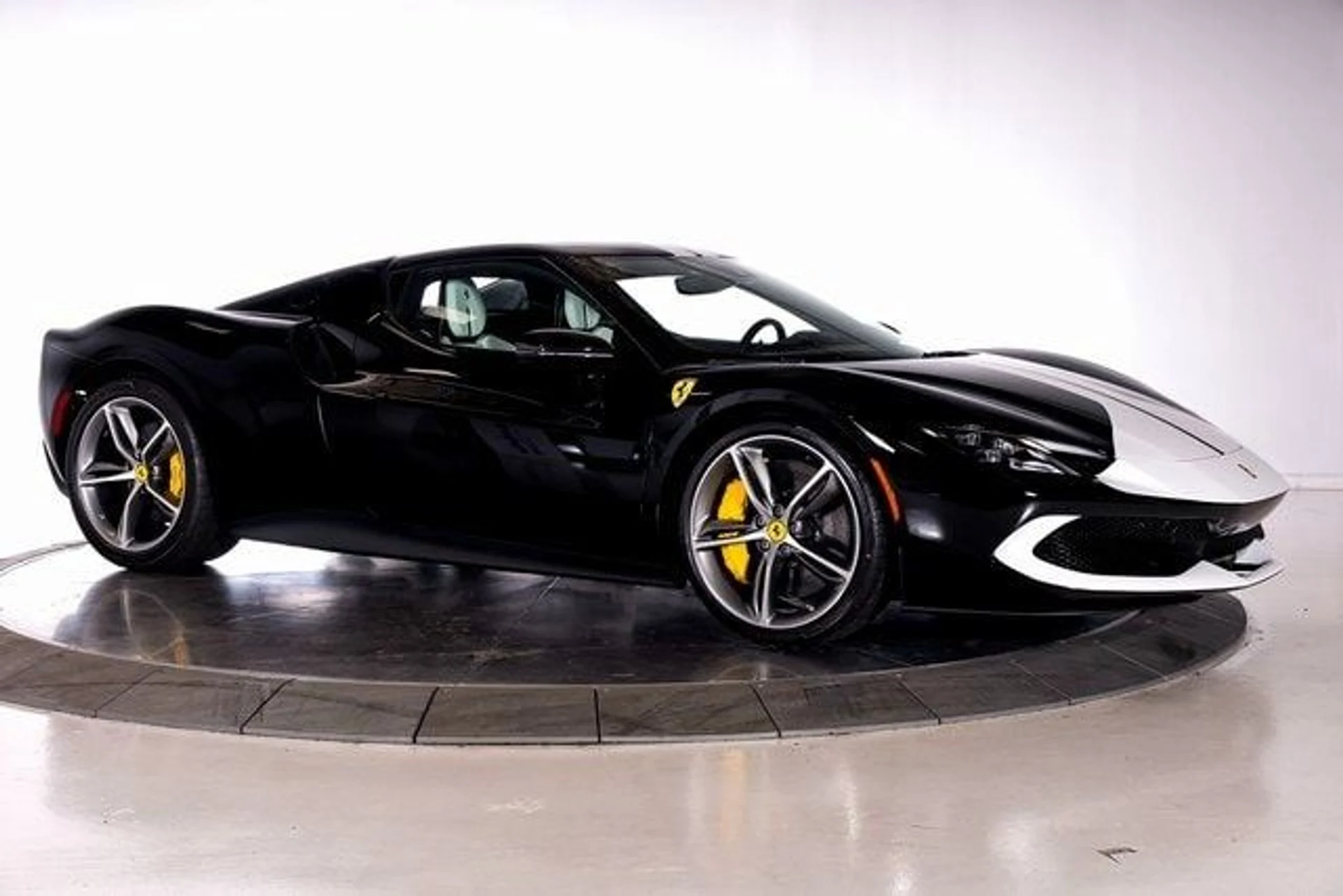 mph013_2096055661_32c9dc9a61af2578522dbaa2aae11edbx_8a37d69130