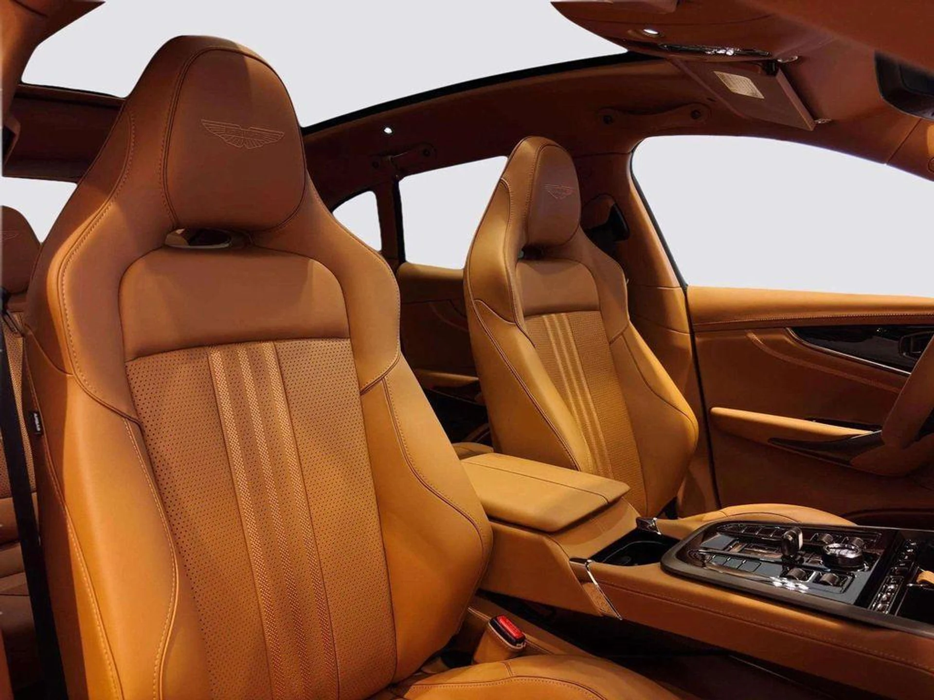 mph013_2099884162_Xca_Jp_Luaccm79zyy_N04y6_CMU_64_8fd267276e