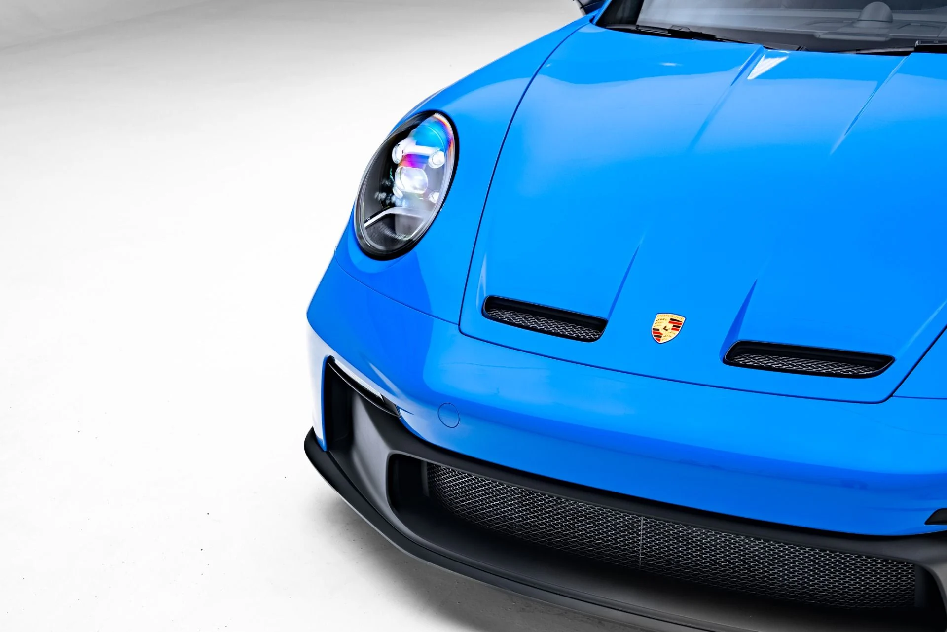 mph013_2101261107_Used_2023_Porsche_911_GT_3_1771960817_124189c7c6