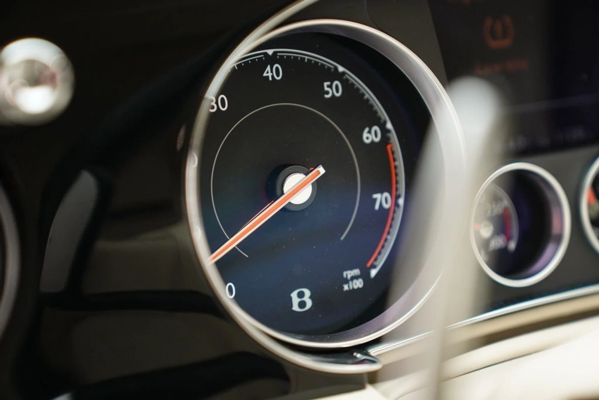 mph013_2103337715_a6r0uvipv3fmg9xkofa86az0i296_eb46836405