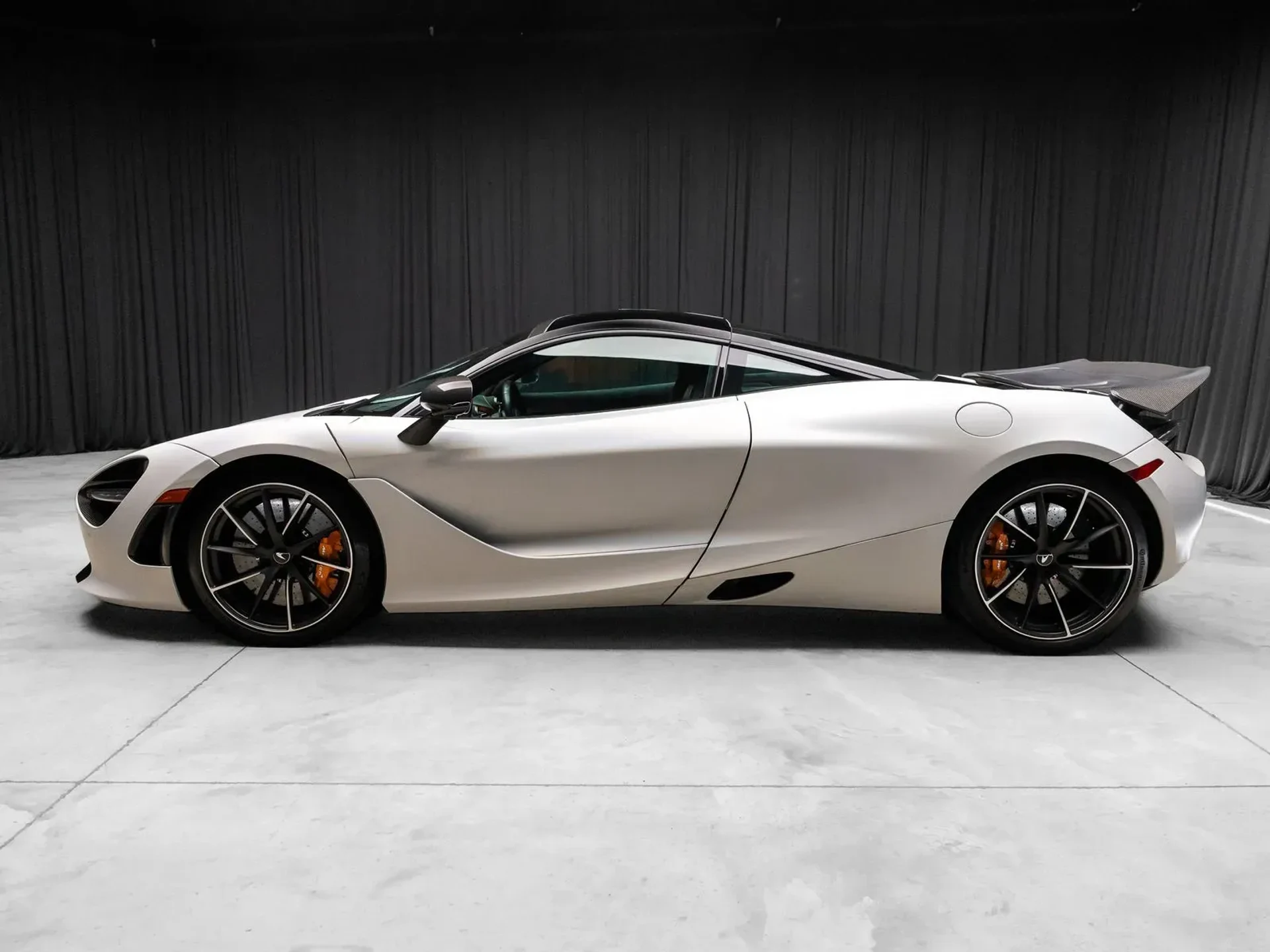 mph013_2109163733_b4a24668_226a_48f5_94f0_0a807761ea42_d111ad3045