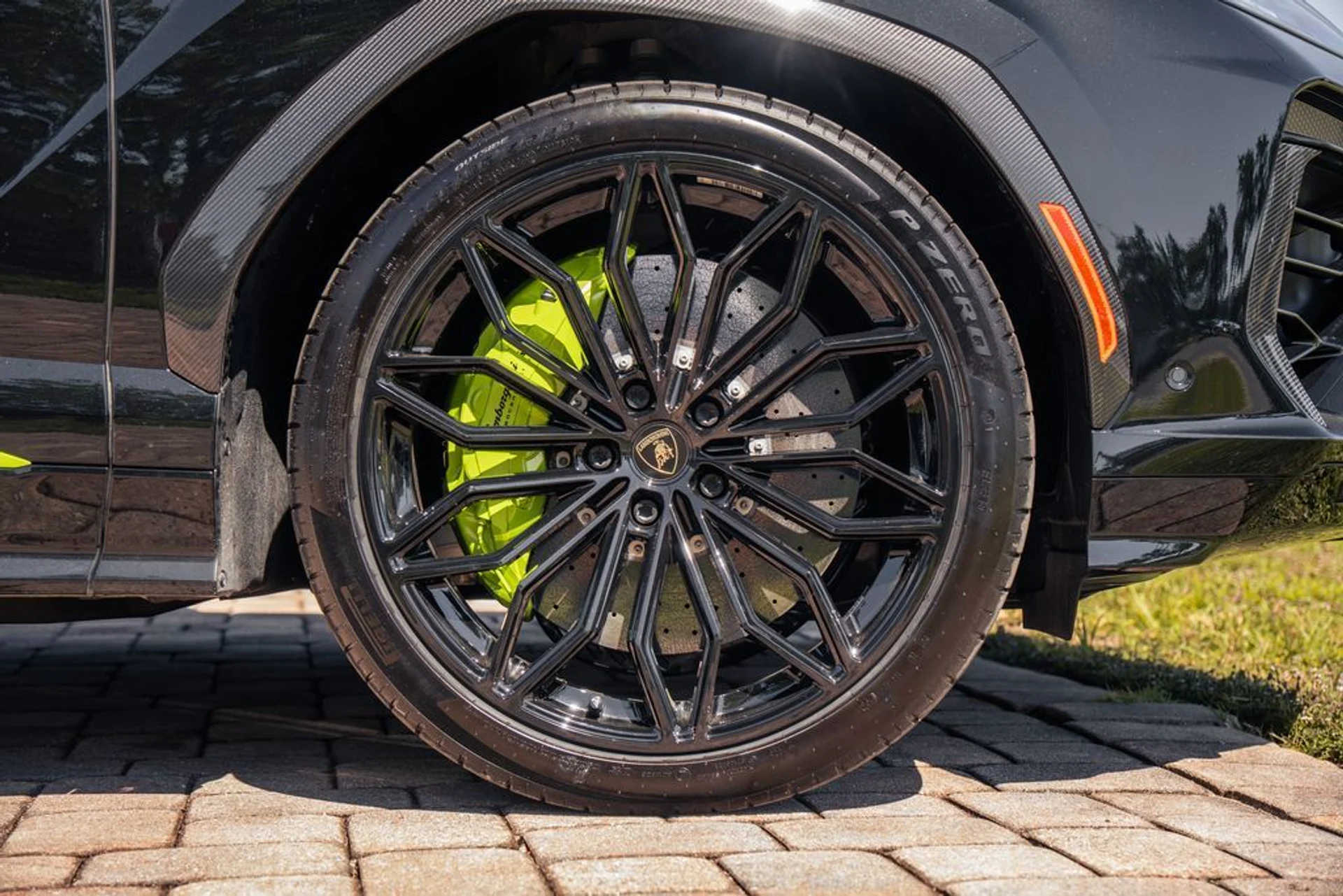 mph013_2113579745_2c5234a902ef873d7a0554dc993c3ce4x_f5c4f285e9