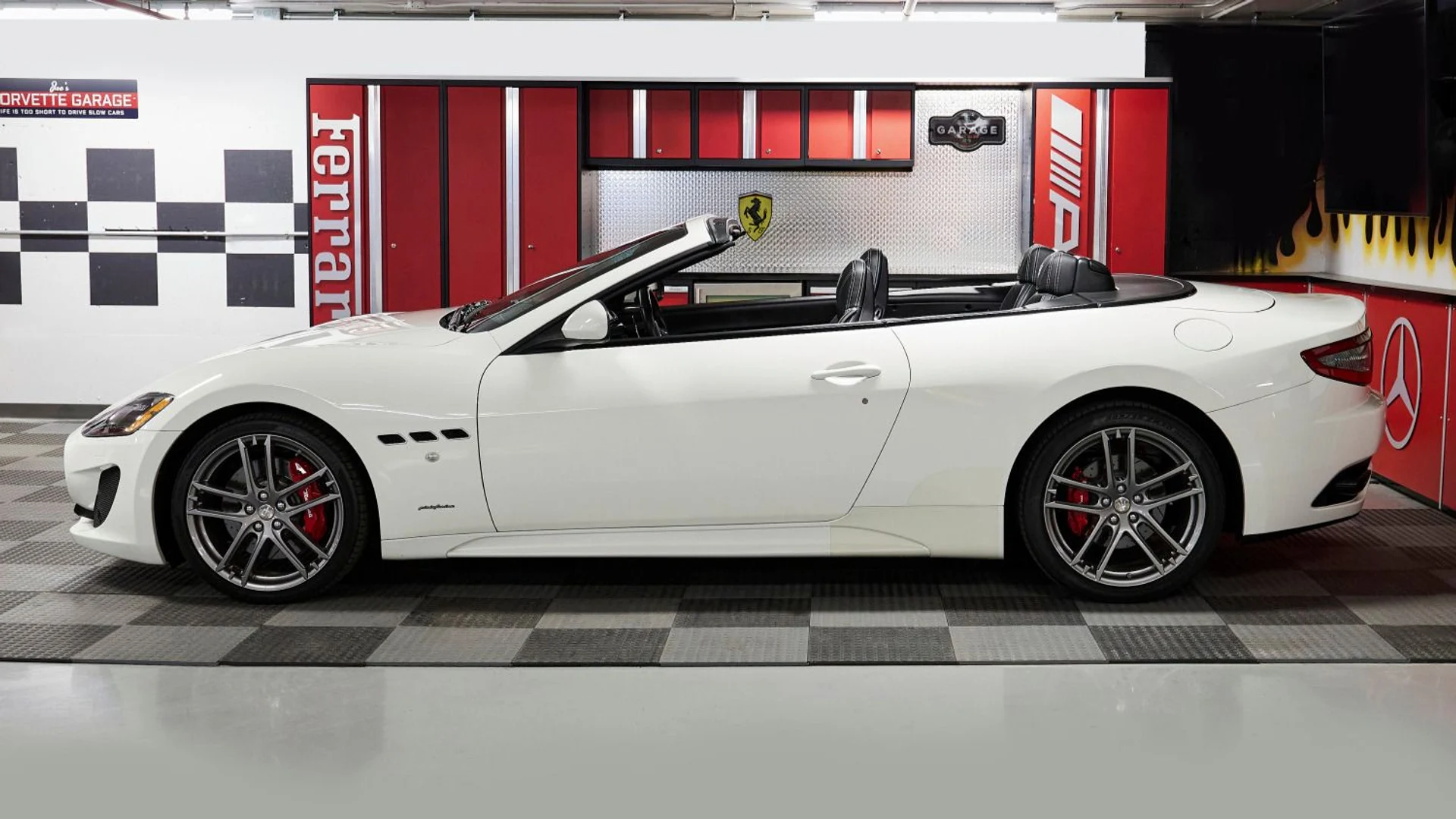 mph013_2125893063_2016_Maserati_Granturismo_12_edited_f9ba321ece