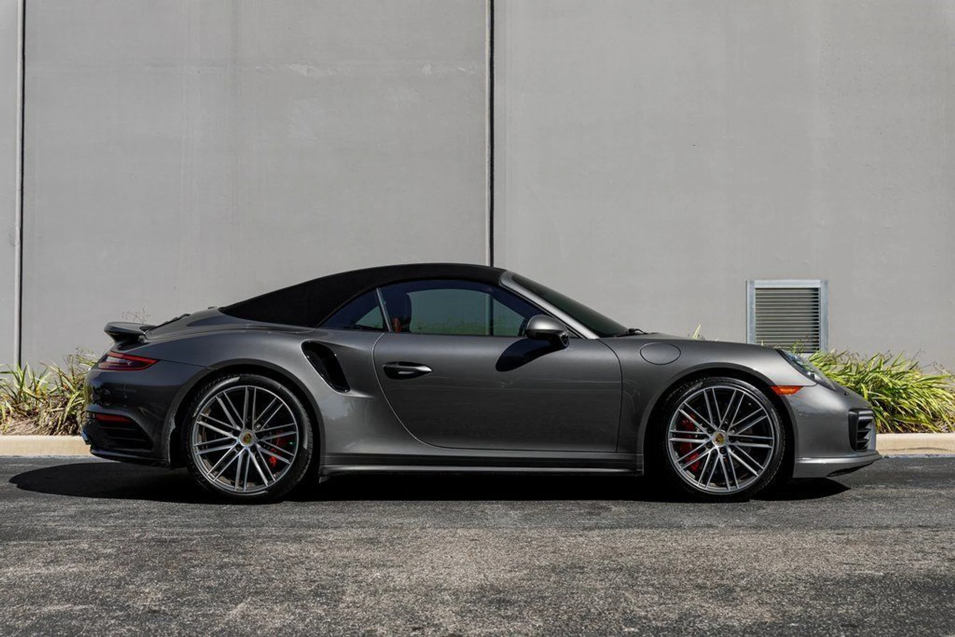 mph013_2126767605_ff4d70c3508aedb672411ca88091f0bd_873c047e07