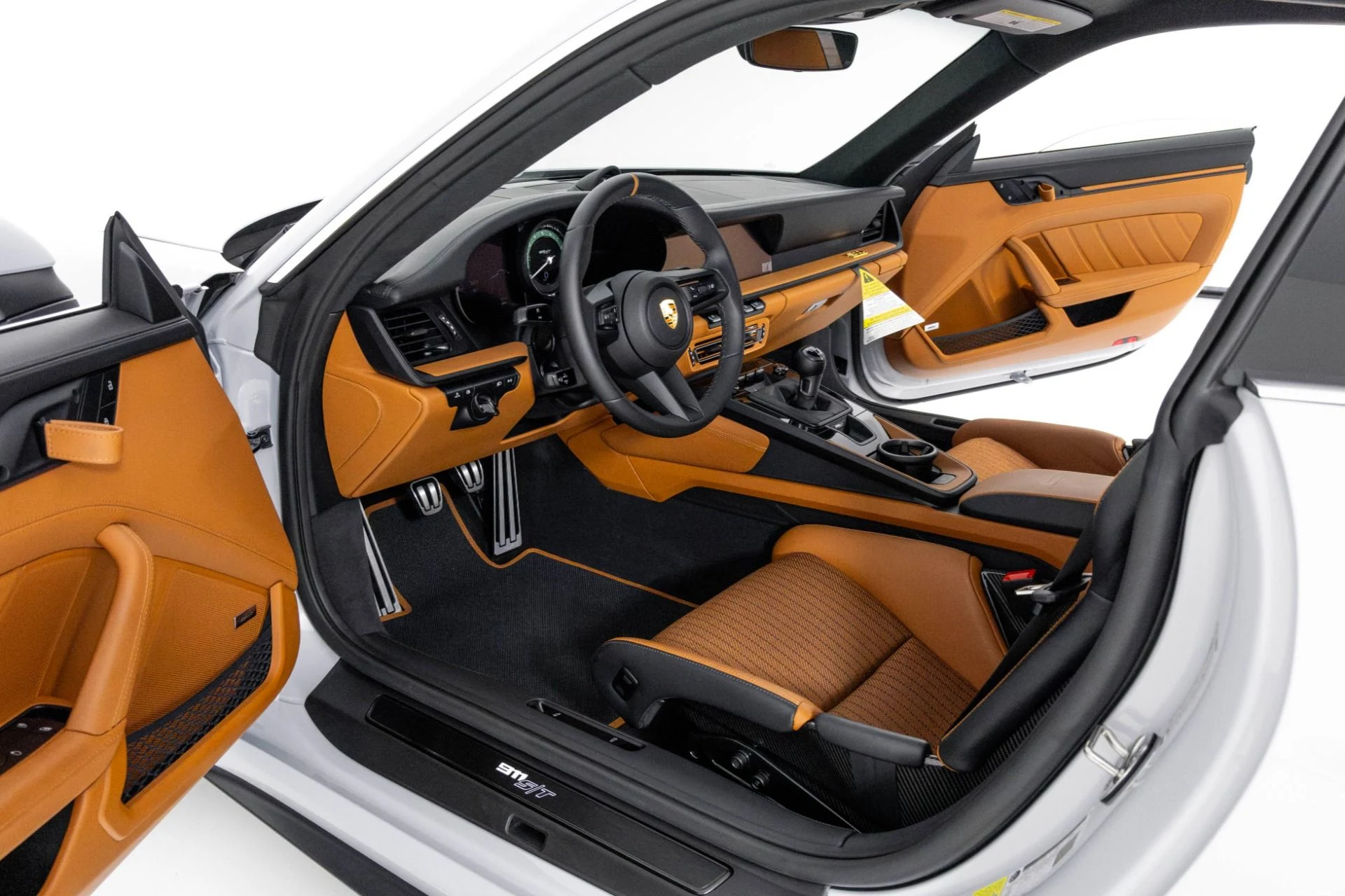 mph013_2127021467_Used_2024_Porsche_911_ST_1762299714_a3a048696e