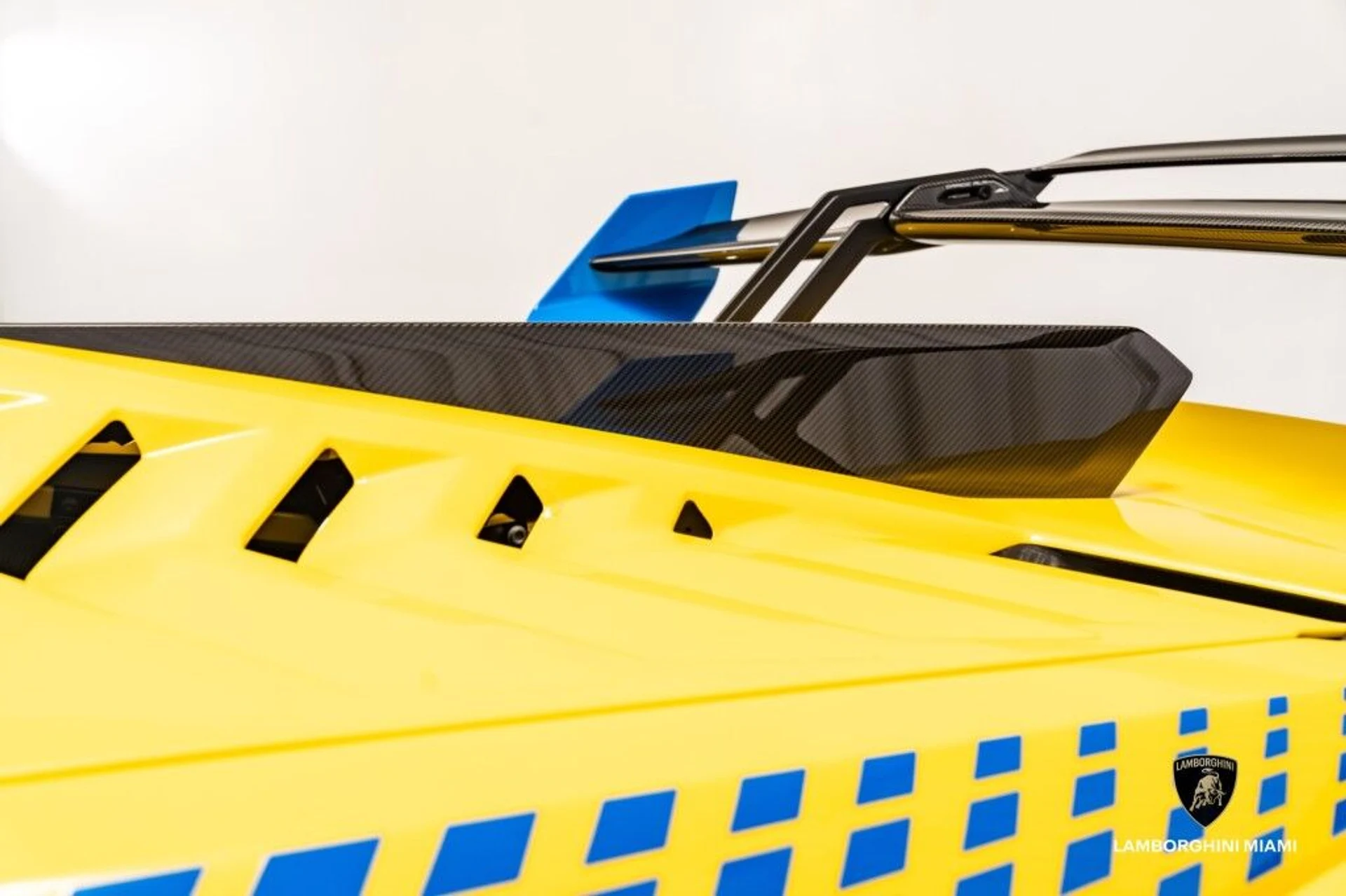 mph013_2128611378_300e06af4fe827b6bca4f6619de8885a_393476622e