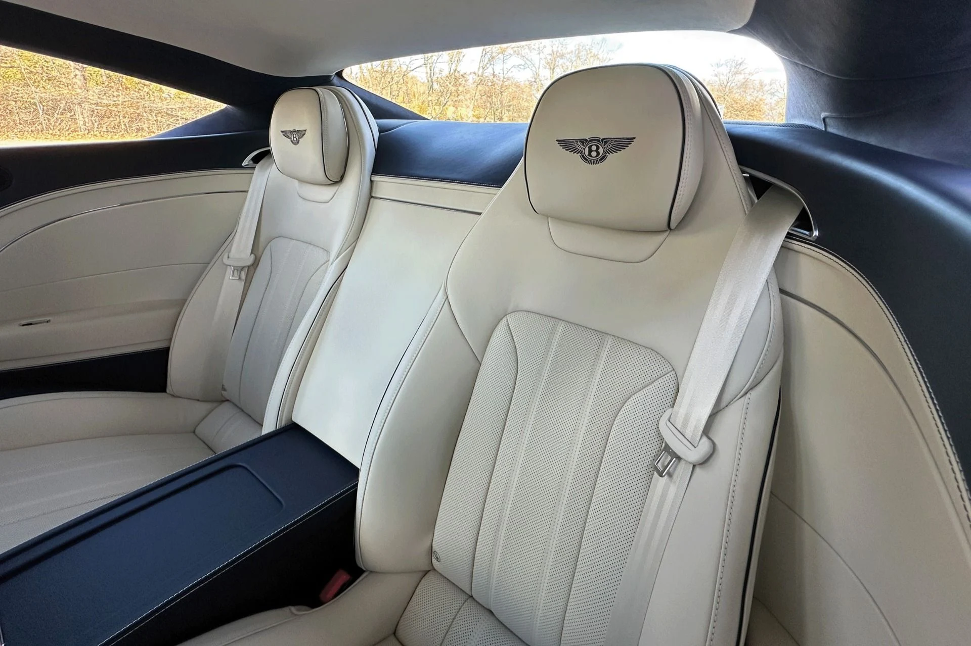 mph013_2138029973_New_2026_Bentley_Continental_GT_GT_1763467852_8928d04527