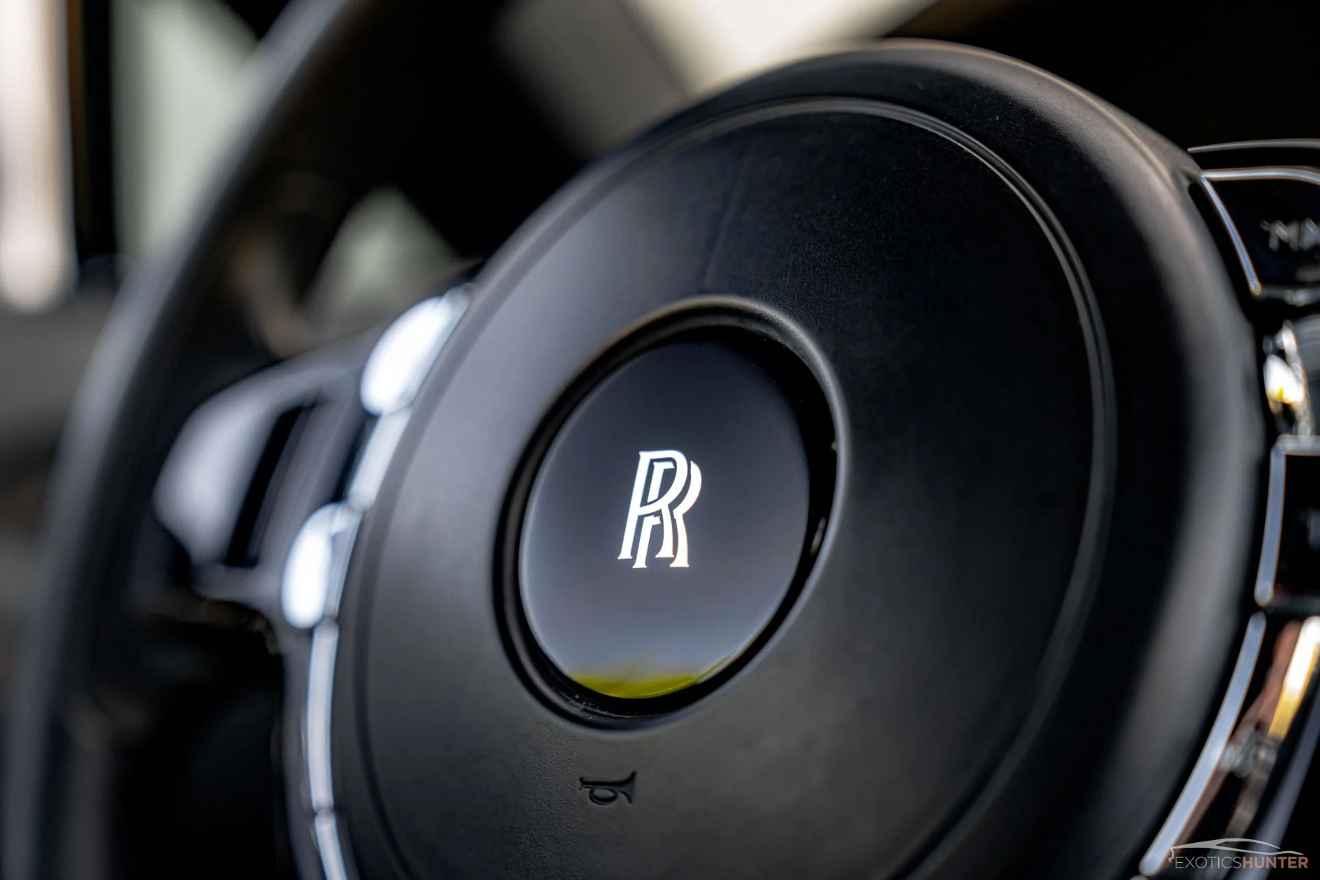 mph013_2141791945_Used_2015_Rolls_Royce_Wraith_w_STARLIGHT_Driver_Assist_Lowering_Links_1687980872_12f465da05