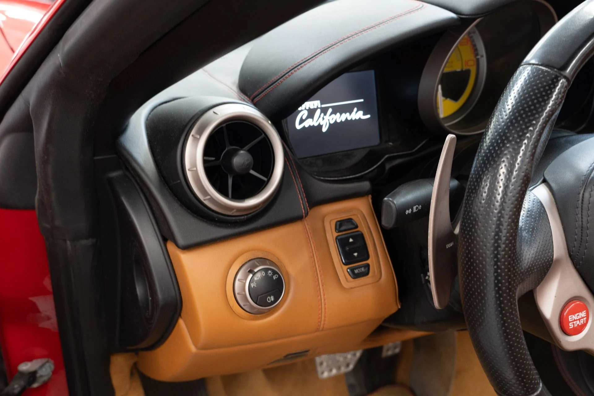 mph013_2142839364_Used_2012_Ferrari_California_1757704542_cb8df45802