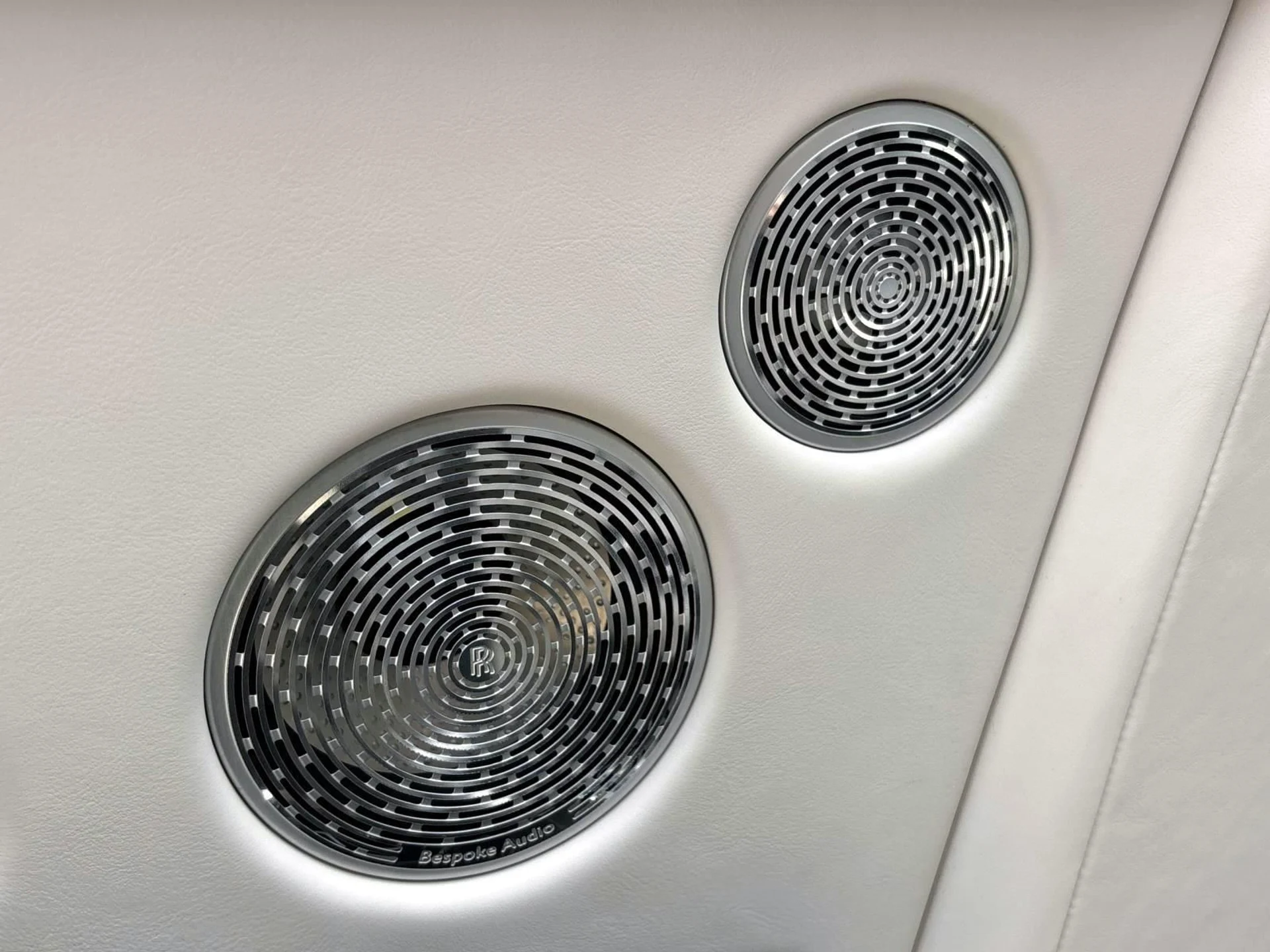 mph013_2144616426_43e4e0d447dc3b38b15d8a311abd5bb0x_bf4100d33b