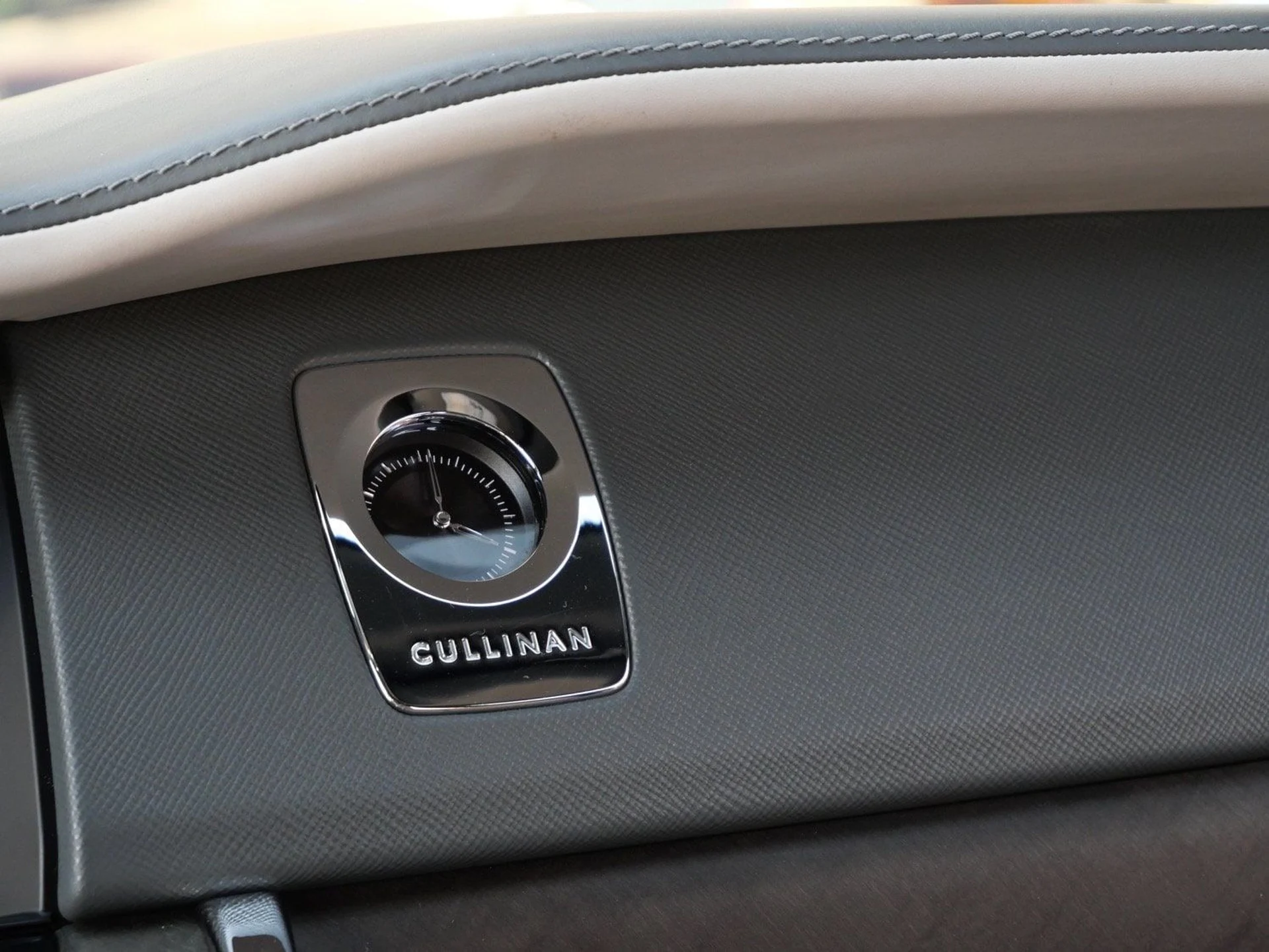 mph013_2144815936_a561c4f01bde7d4ae70e725e1c61e99cx_e59f9f31cc