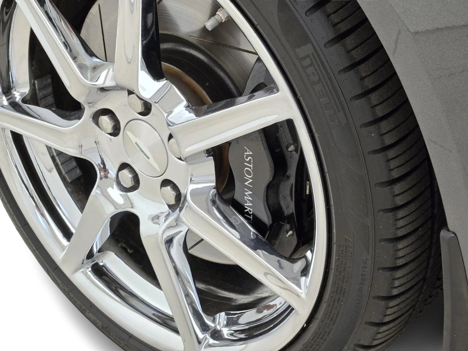 mph013_2151761021_Used_2008_Aston_Martin_V8_Vantage_1753163910_3078a65268