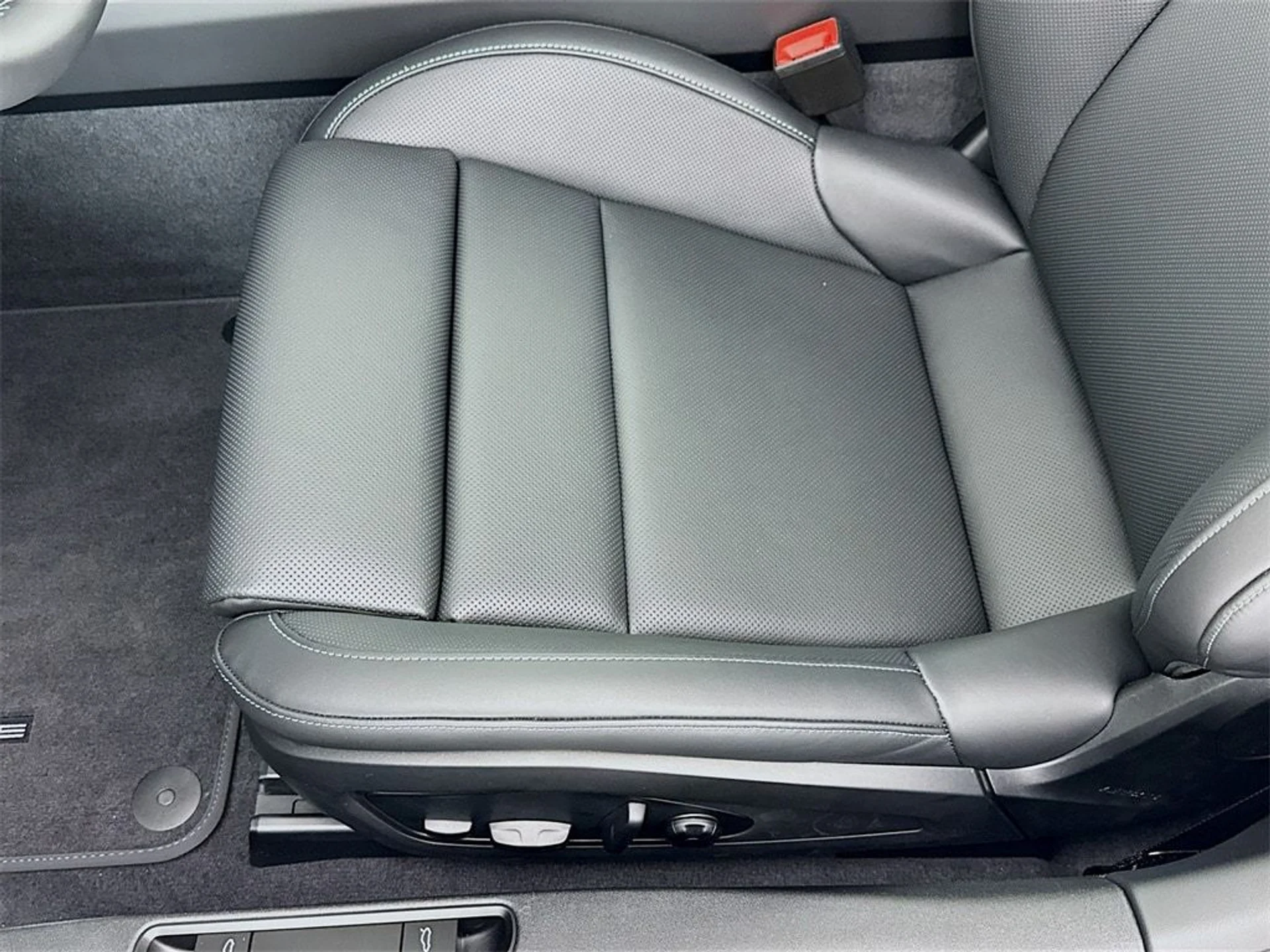 mph013_2157906782_1a88bdaa43ebbf4b2c49e02e6bd20964x_e326b36042