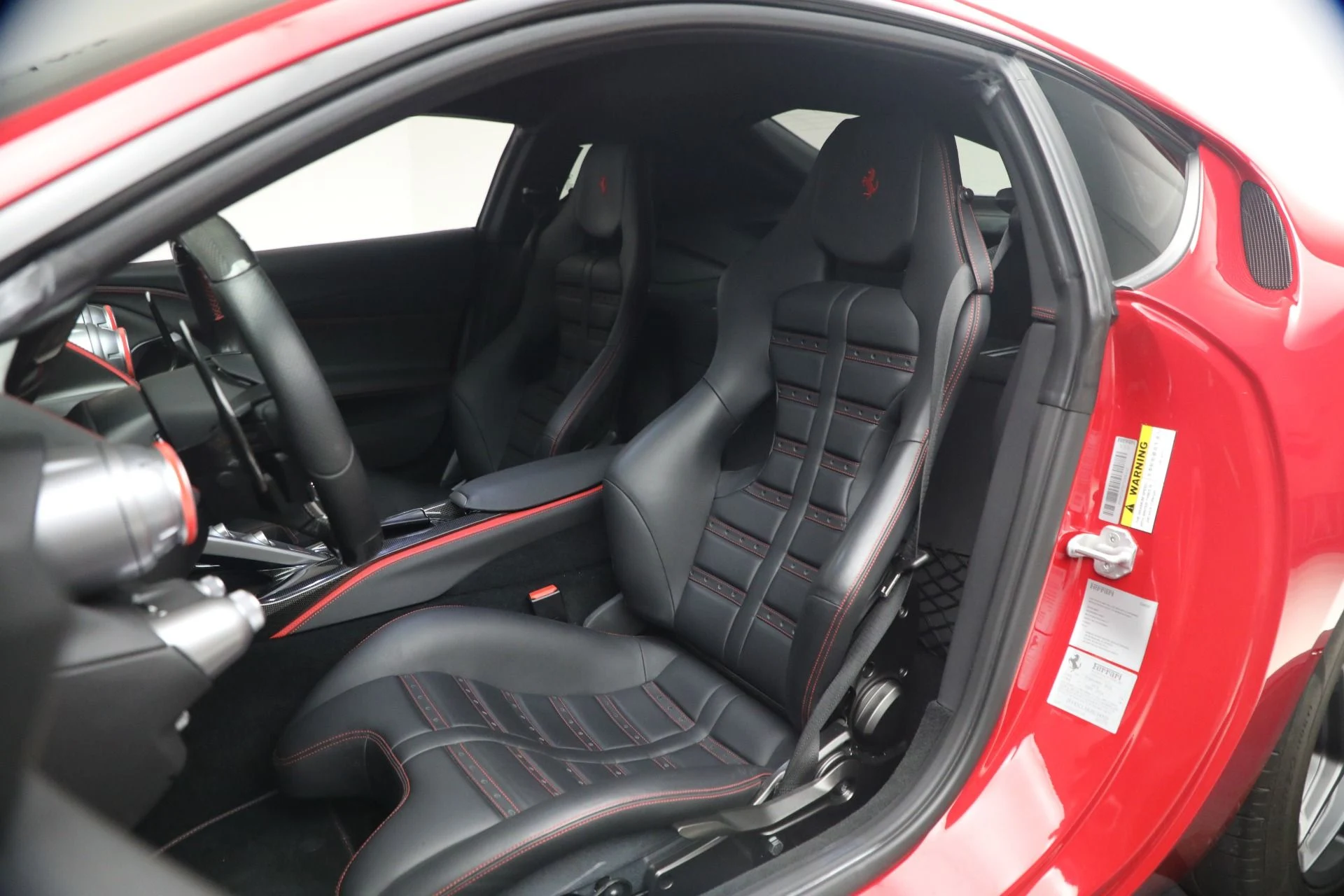mph013_2158128141_Used_2018_Ferrari_812_Superfast_1782848495_f4a8737417