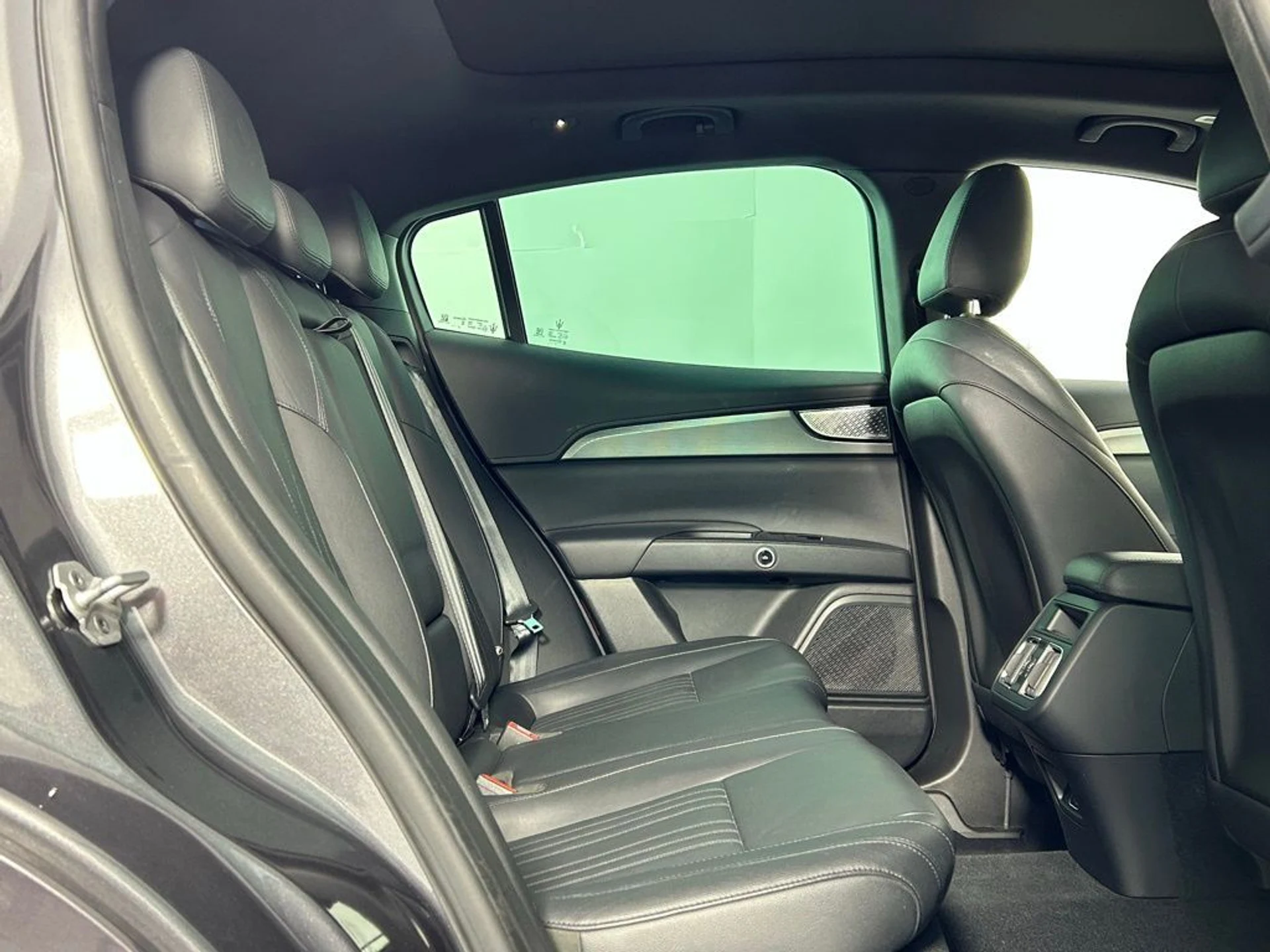 mph013_2158178607_2dklrsfeljasp5j1dp8z382dekz6_5d02ca9d27