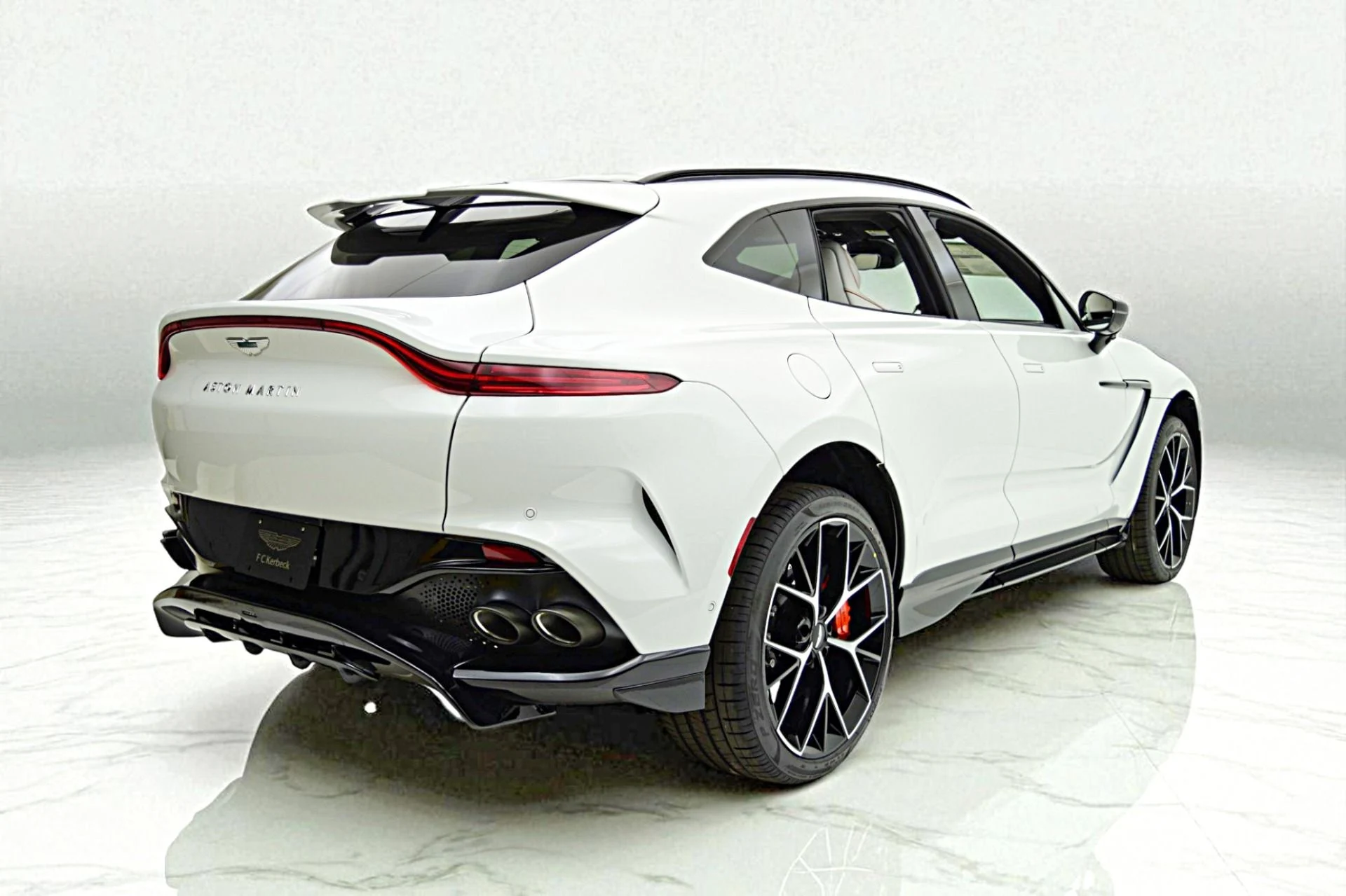 mph013_2160597499_New_2025_Aston_Martin_DBX_707_c9d7fca9d5