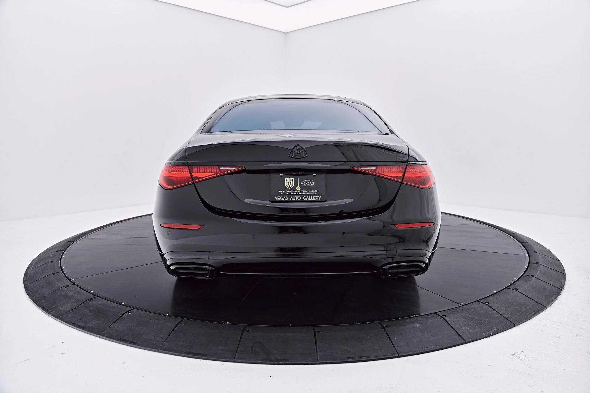 mph013_2166707171_Used_2023_Mercedes_Benz_S_Class_Maybach_S_680_1786584188_6edd9e64fb