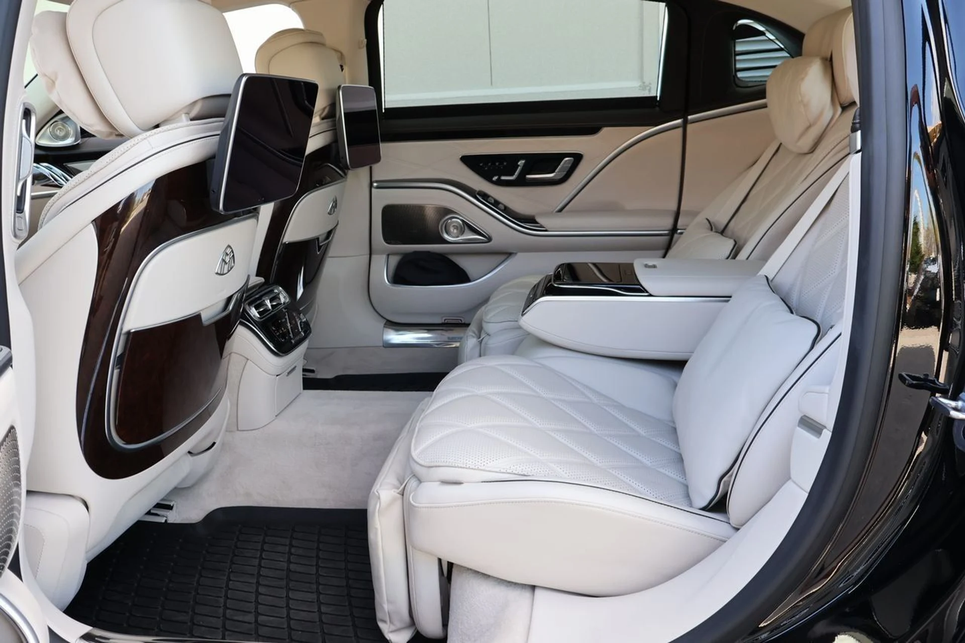 mph013_216829594_14_b5e076c7f1