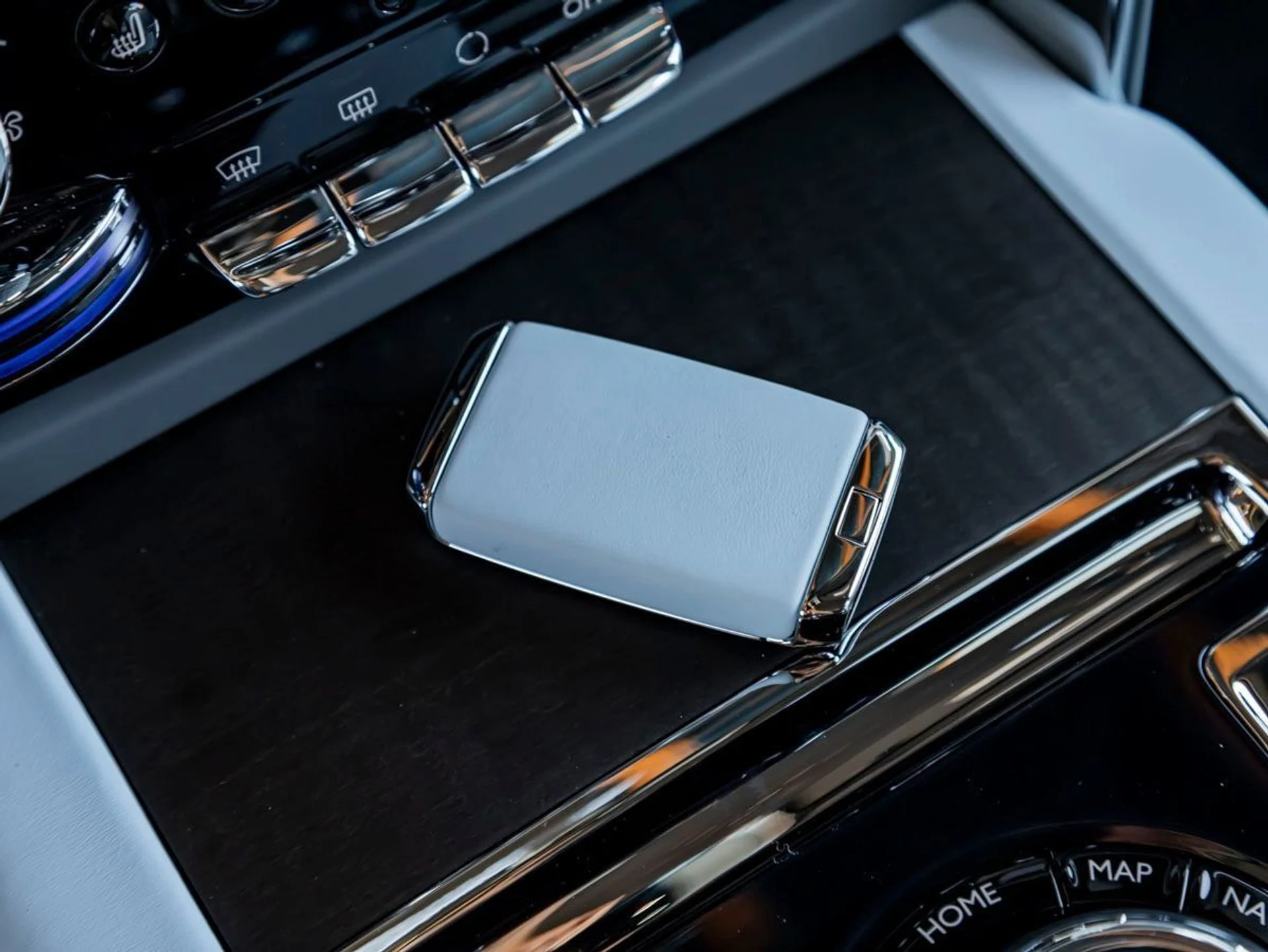 mph013_2180237894_14_1e925e44c7