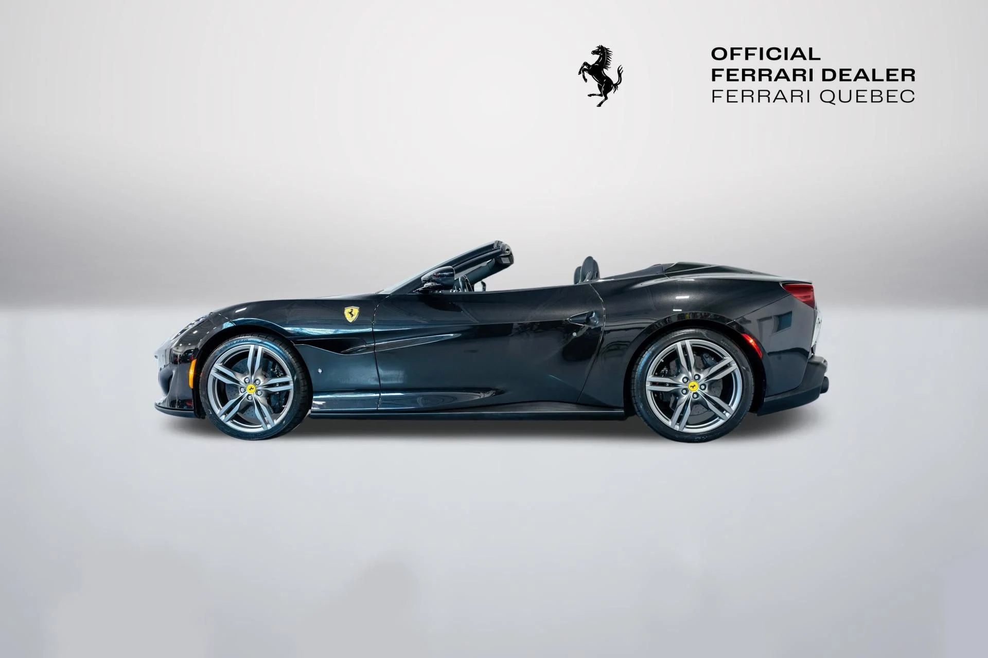 mph013_2185323689_Used_2020_Ferrari_Portofino_Base_1788004963_3fcc38c55a
