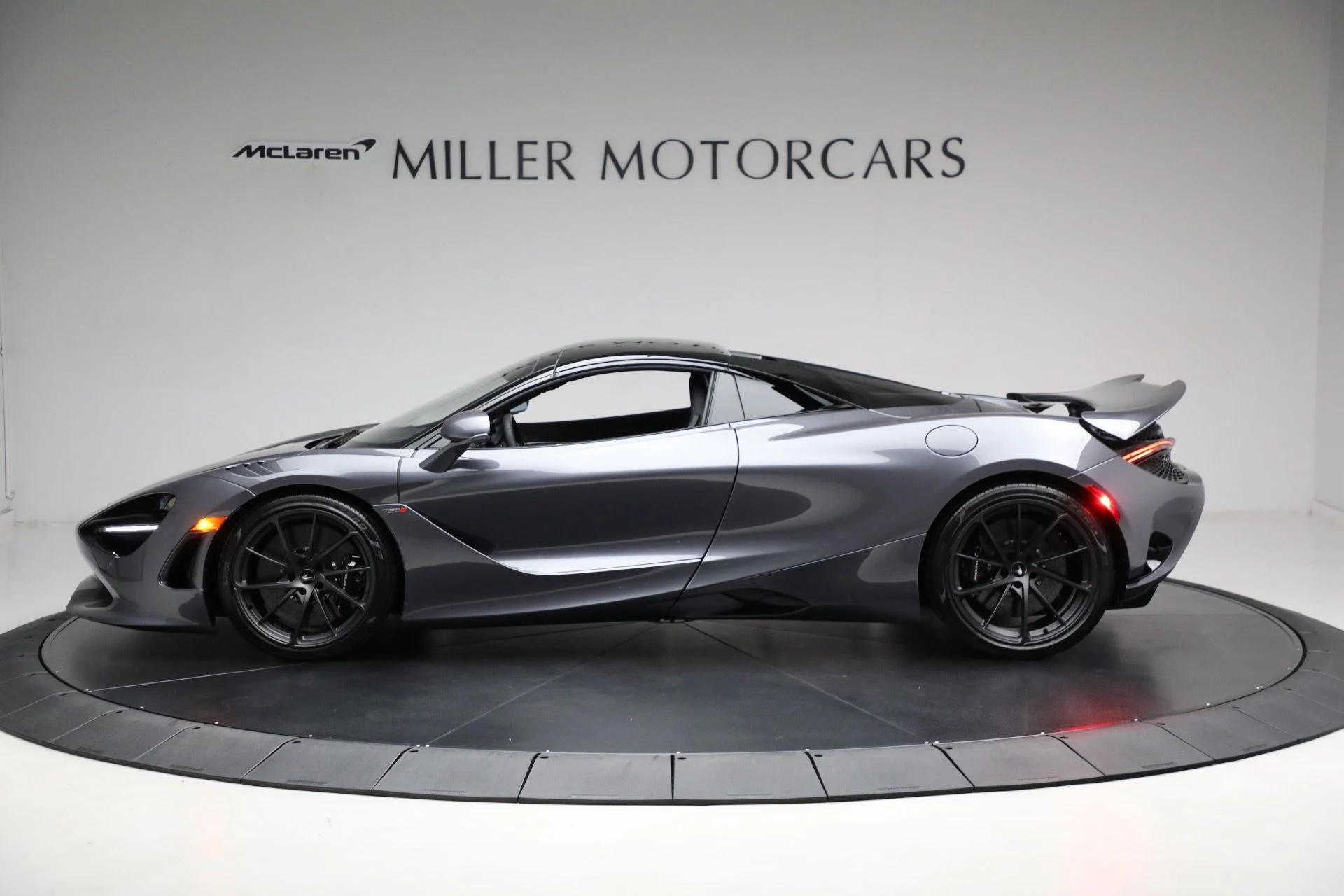 mph013_2189647183_Used_2024_Mc_Laren_750_S_Spider_Performance_54627ad7cb