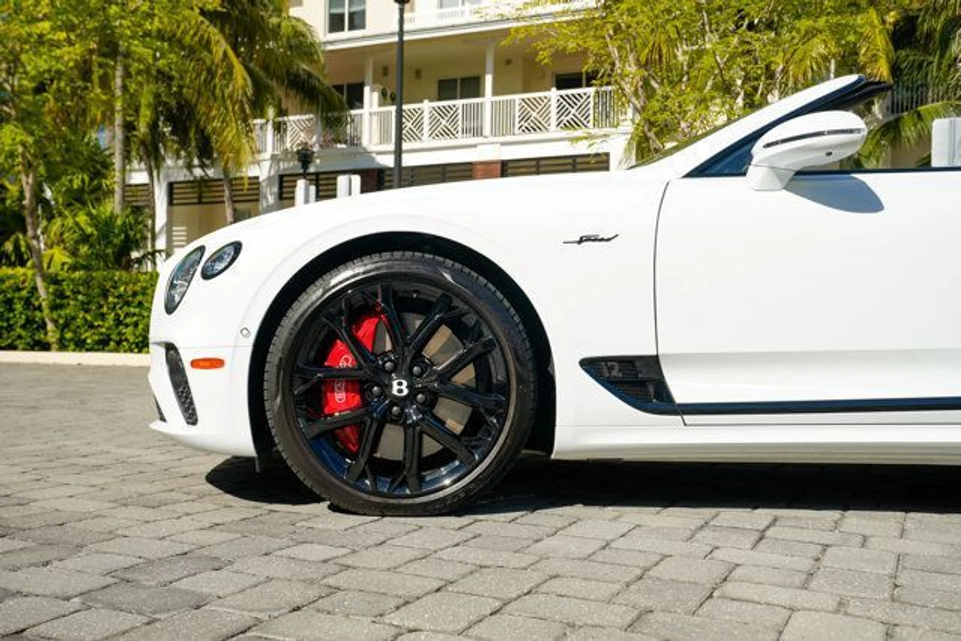 mph013_2189663656_22958239_14_640_96ce2e3ecb