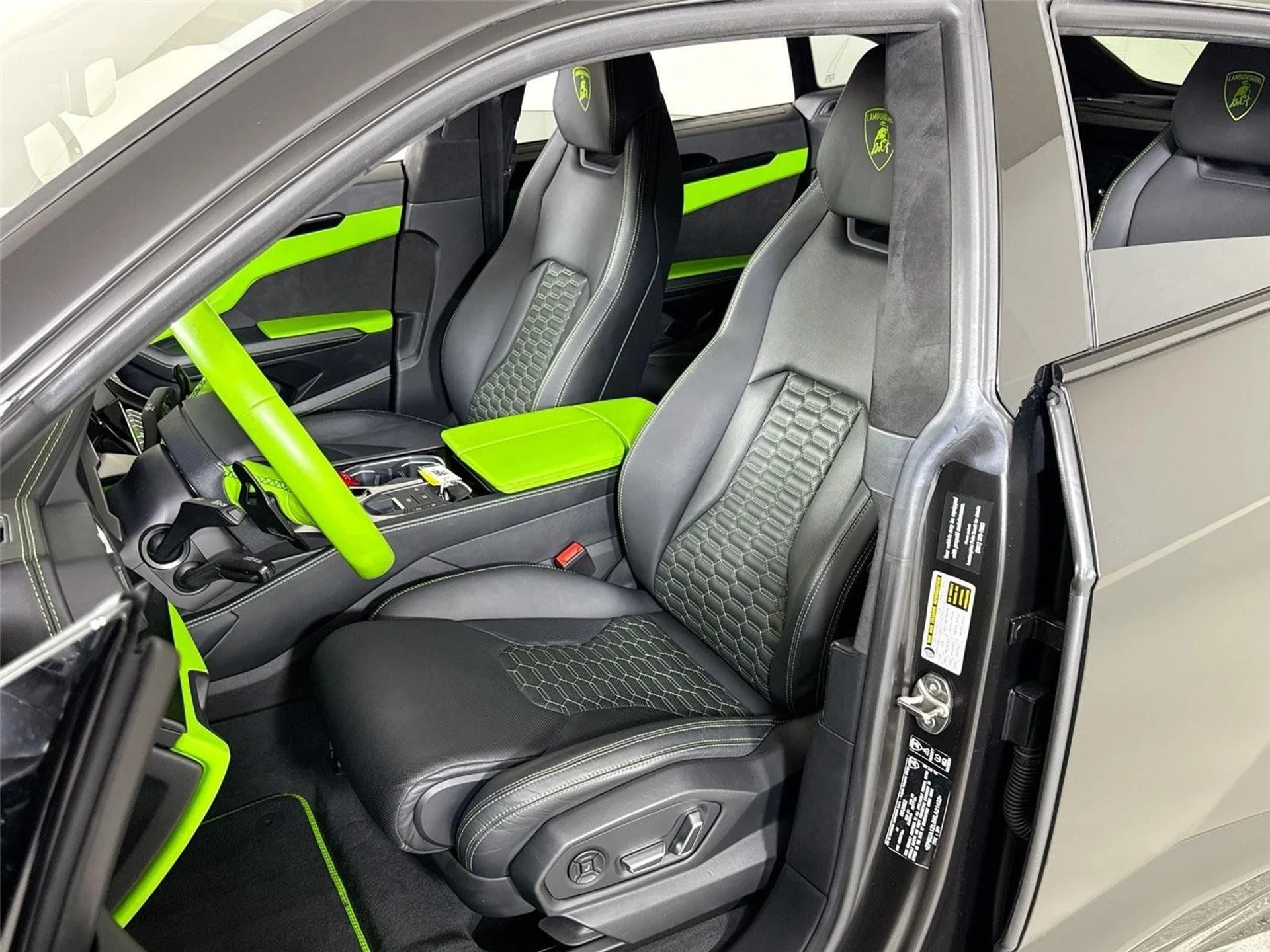 mph013_2193863612_96f90d78c5267ce4eb947b86156d7651_e6b438732d