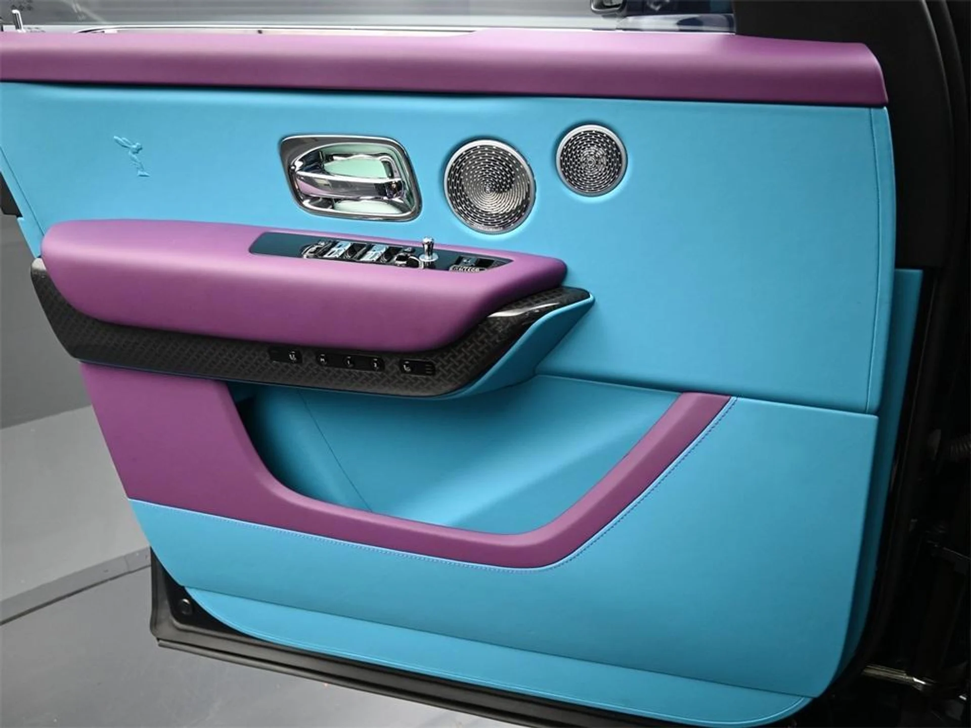 mph013_2197899113_DZ_Qmhckxd03_Vo_A1_Dk_Y1p_Ea_Nqz_WQ_0cd1978ab3