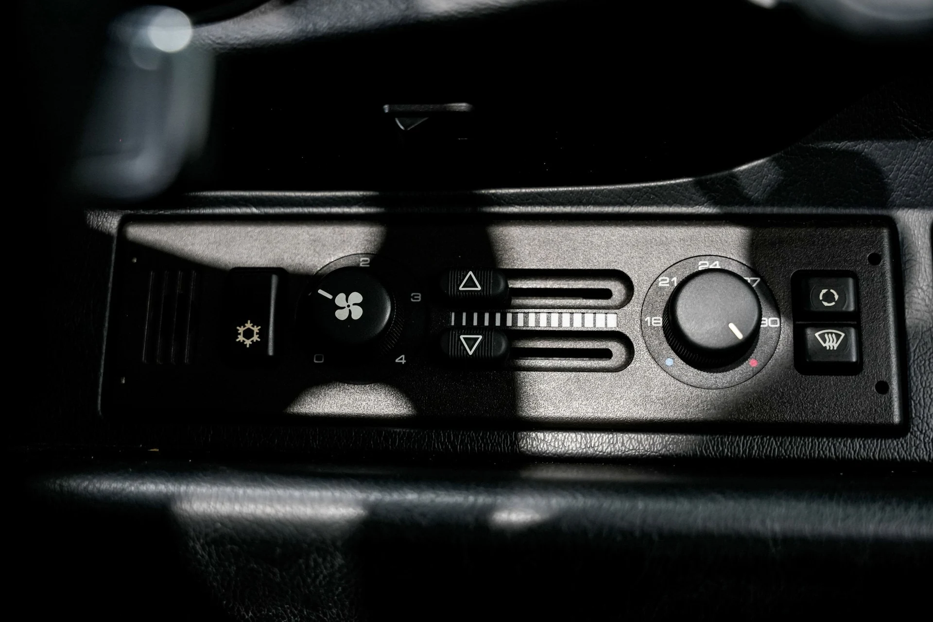 mph013_2199901300_1778b52b37c771d2f705c4155b7059b6x_d76c6844f9