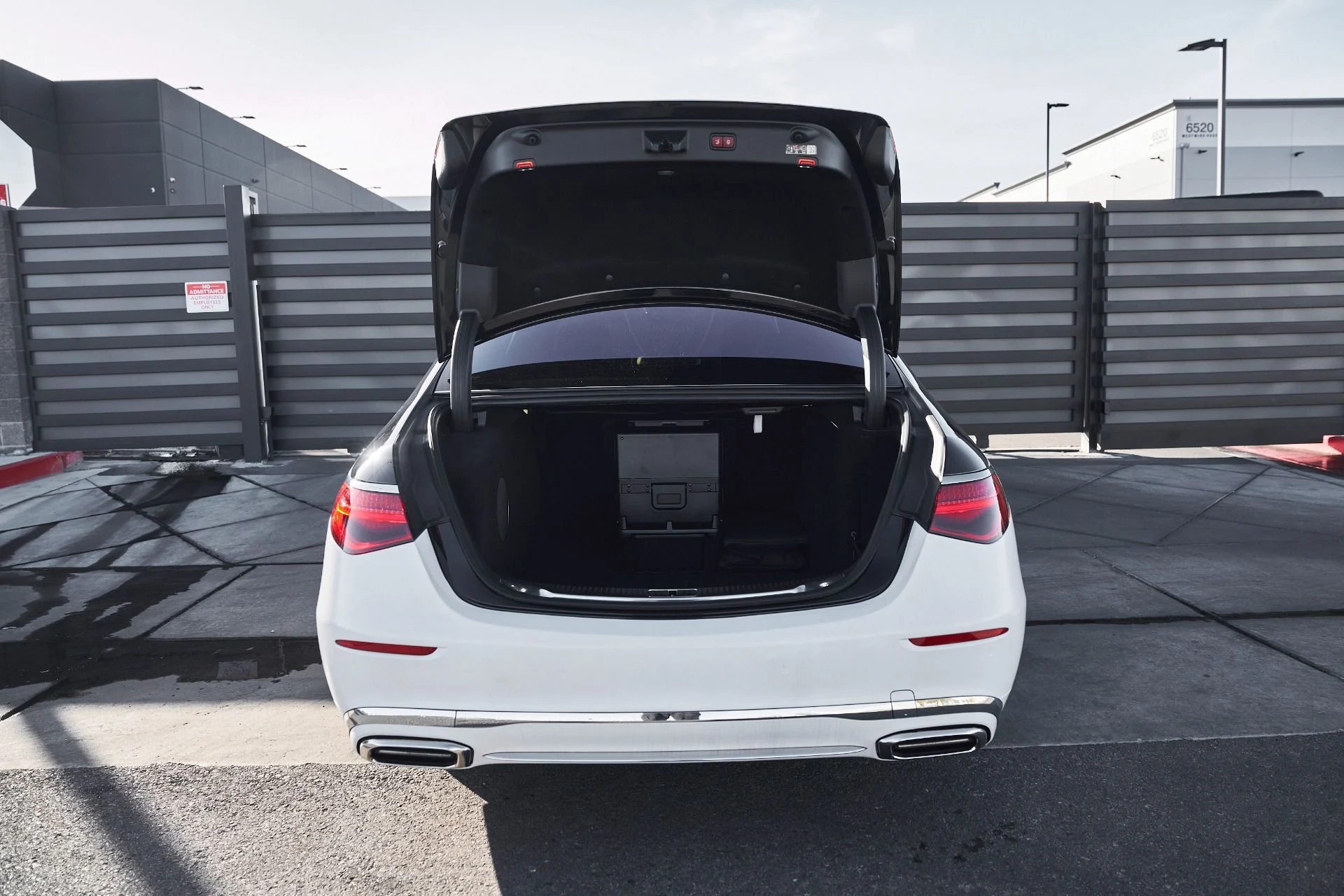 mph013_2200677723_Used_2023_Mercedes_Benz_S_Class_Maybach_S_680_1769803961_1921294c75