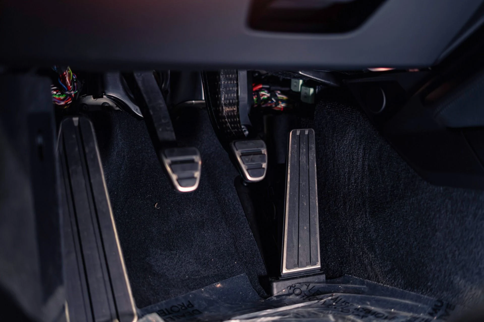 mph013_2202105501_Used_2026_Porsche_911_GT_3_Touring_Lightweight_Package_1776110091_227af05f9f