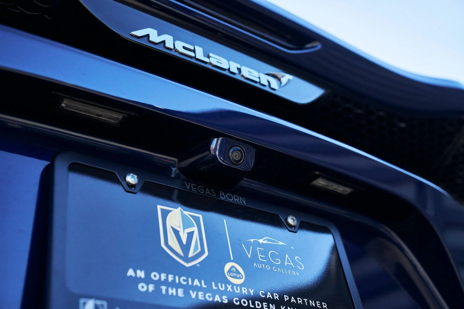 mph013_2207415897_Used_2022_Mc_Laren_GT_Base_1765244964_e35e93fe4f