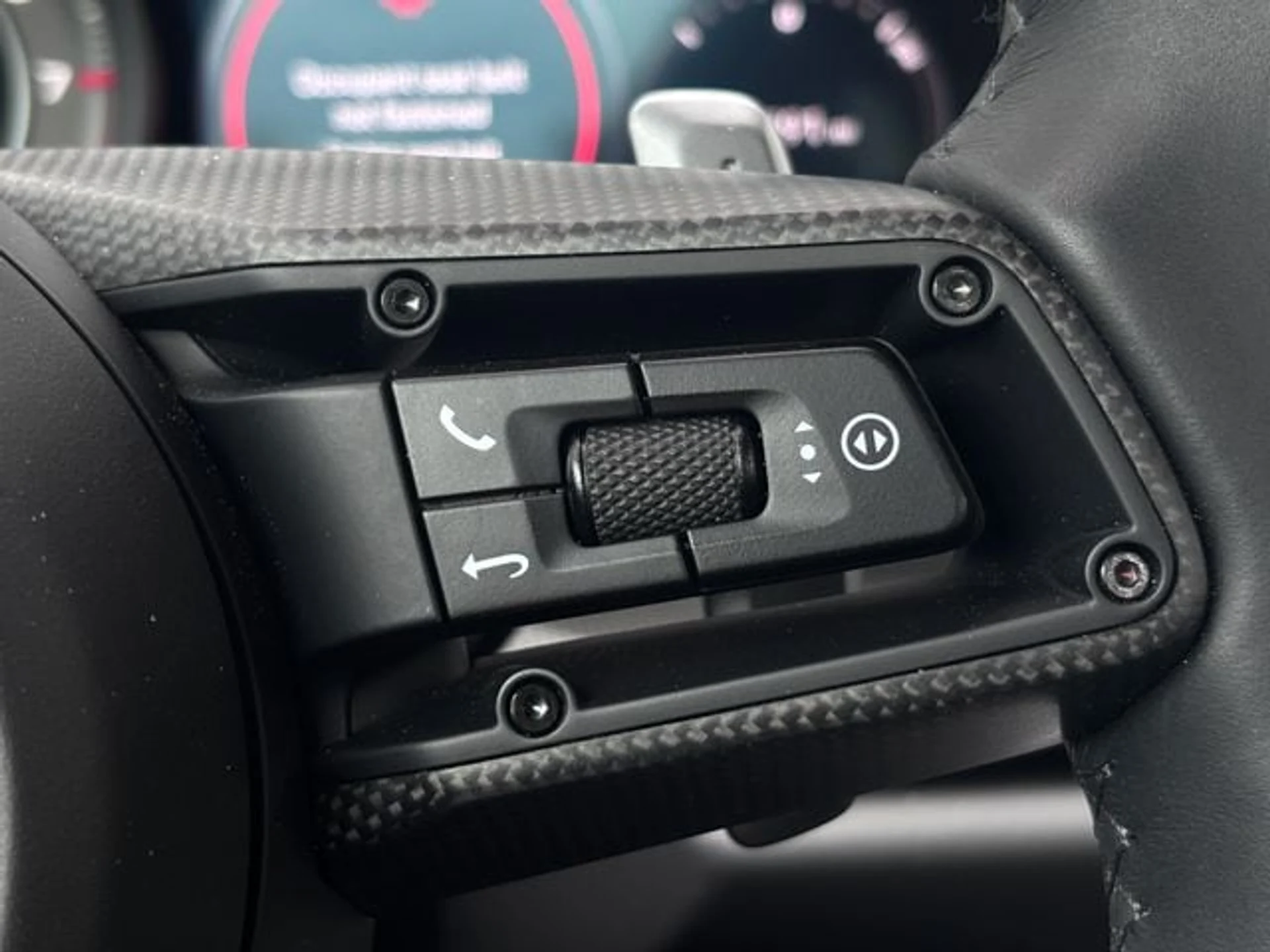 mph013_2207495937_607d78d529ee5eecca40cdb928579a0dx_bfd1db11d1